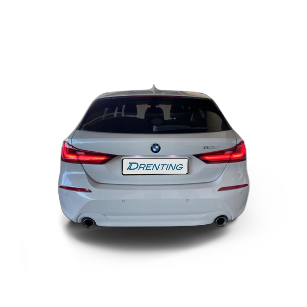 Renting BMW Serie 1 118d Business 110 kW (150 CV) 5 6