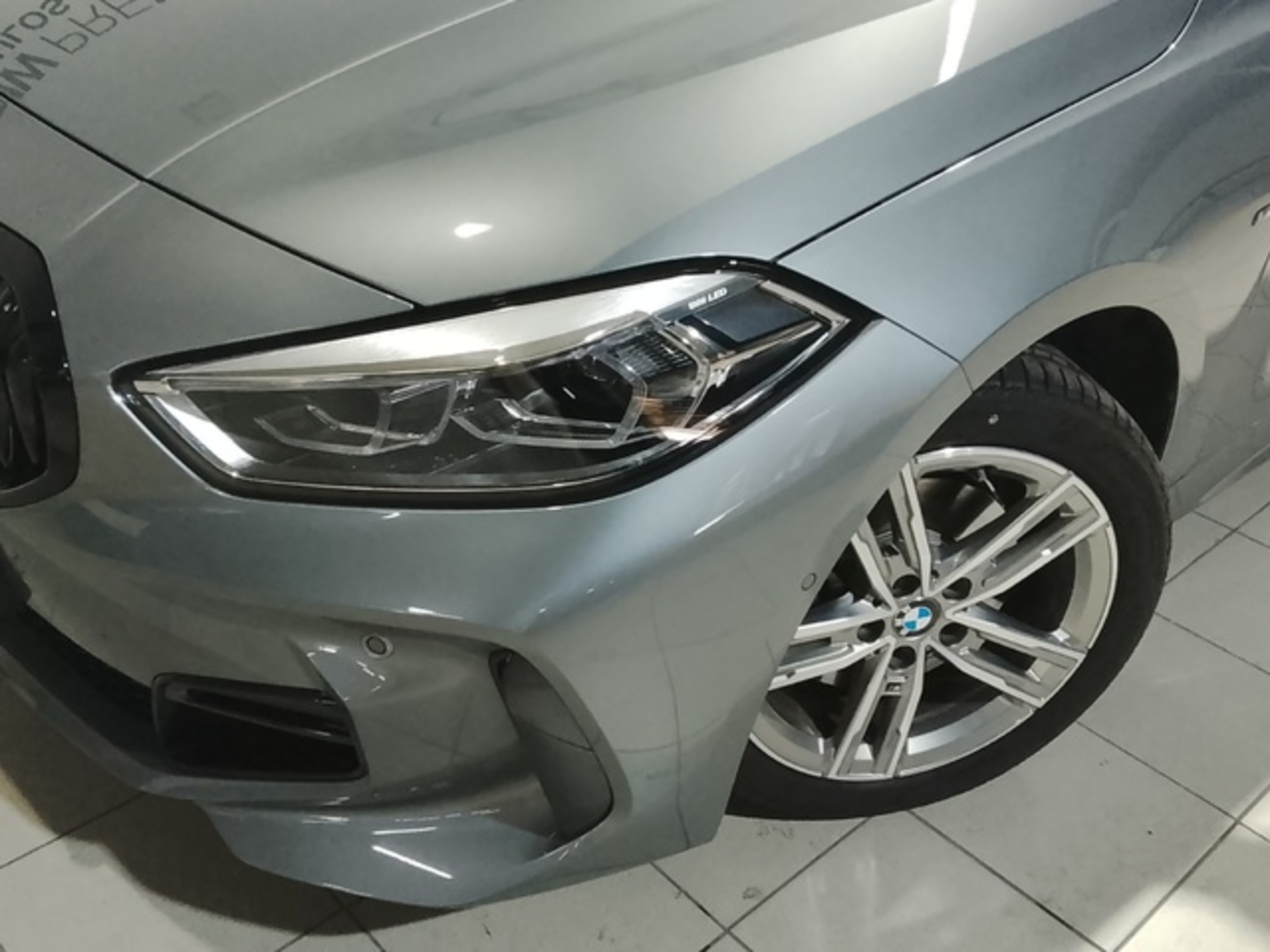 Renting BMW Serie 1 118d Business 110 kW (150 CV) 5 1