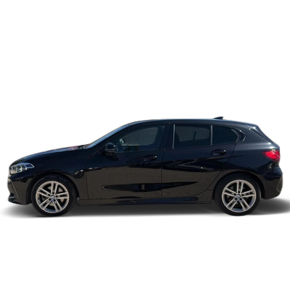 Renting BMW Serie 1 118d Business 110 kW (150 CV) 5 6