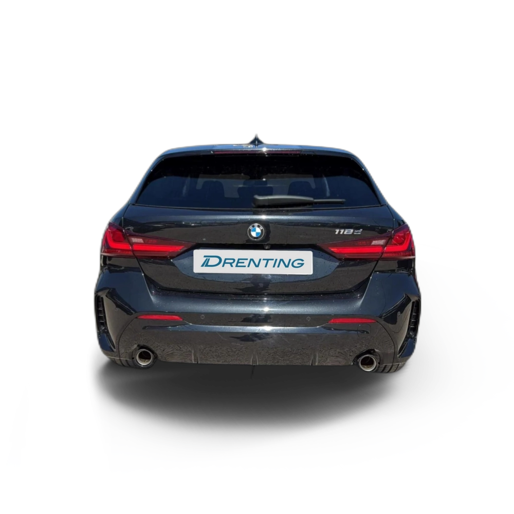 Renting BMW Serie 1 118d Business 110 kW (150 CV) 5 6