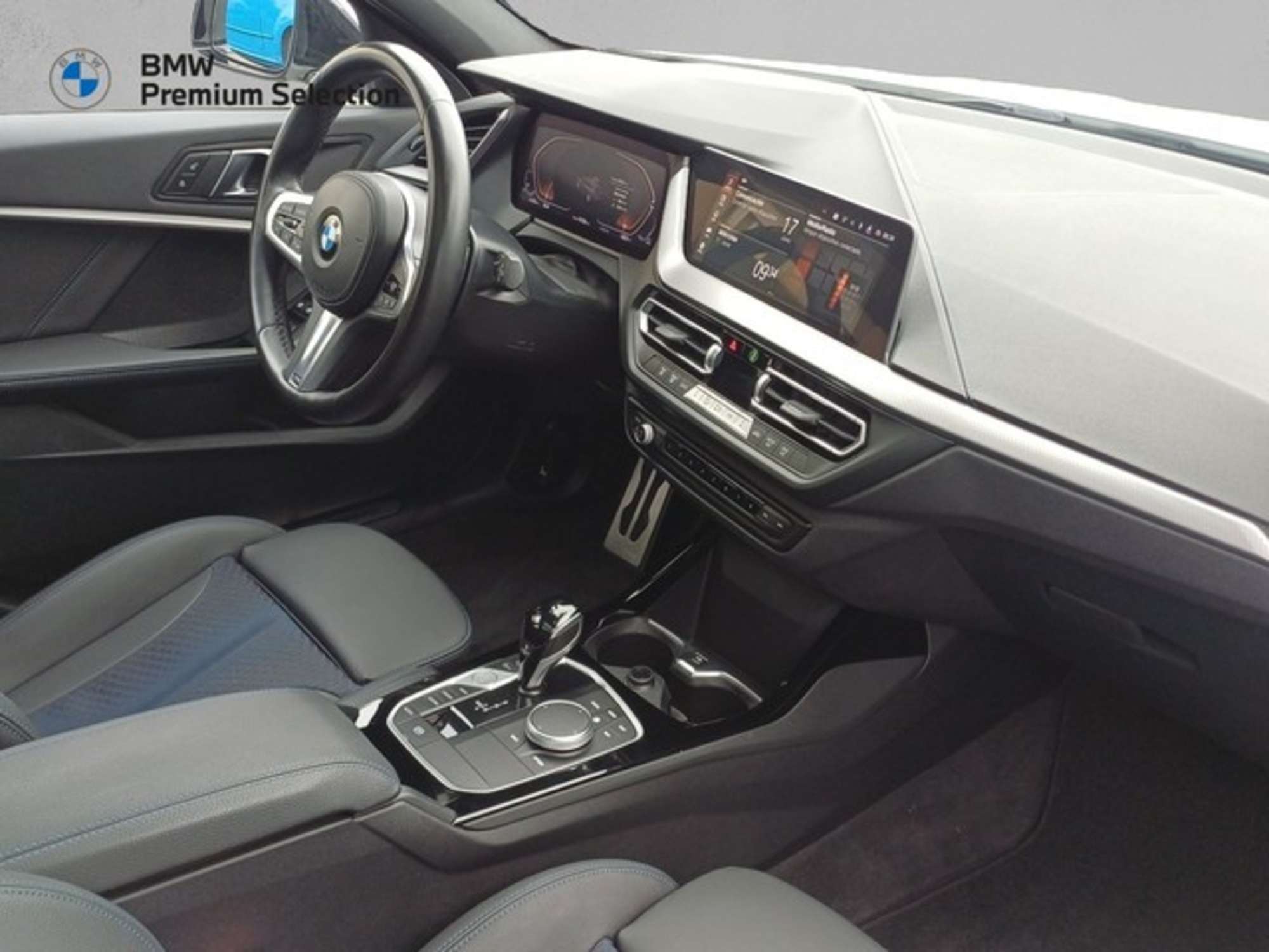 Renting BMW Serie 1 118i 103 kW (140 CV) 6