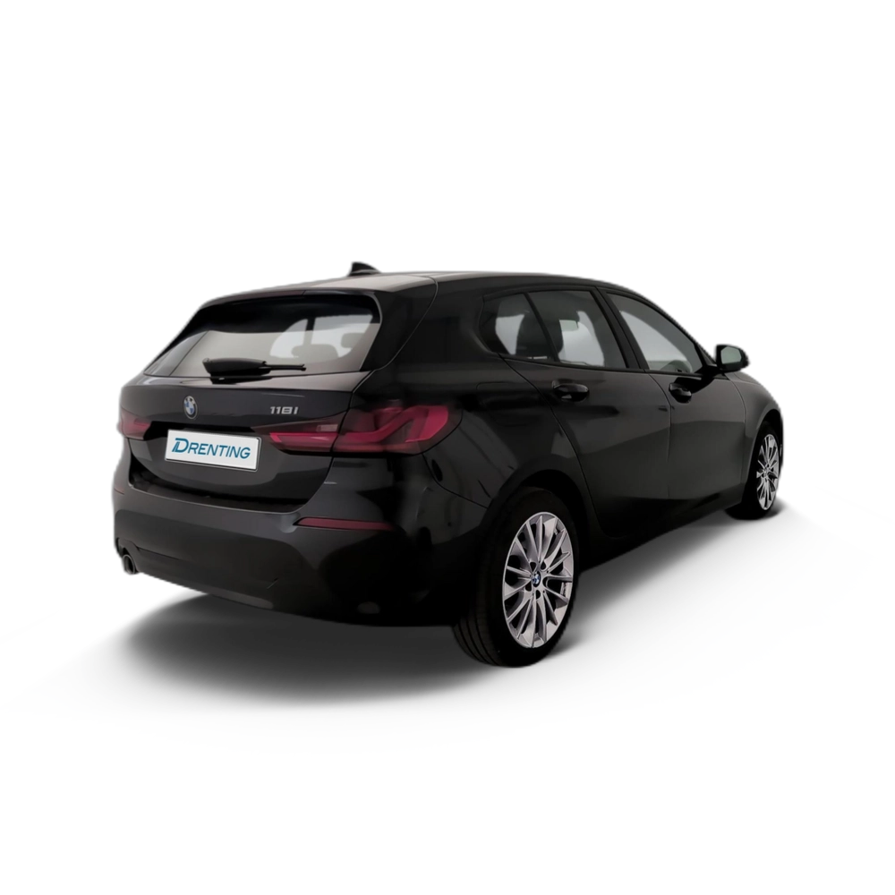 Renting BMW Serie 1 118i 103 kW (140 CV) 7 2