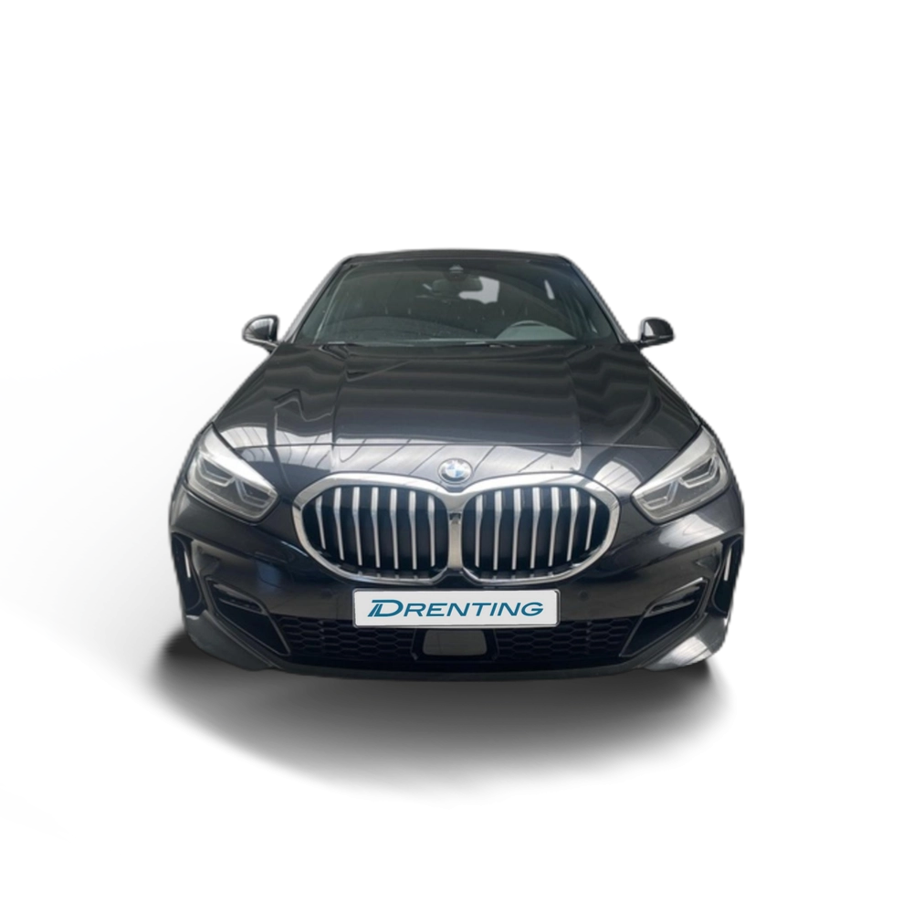 Renting BMW Serie 1 118i 103 kW (140 CV) 7 12