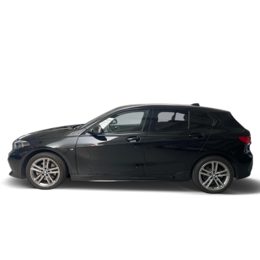 Renting BMW Serie 1 118i 103 kW (140 CV) 7 12