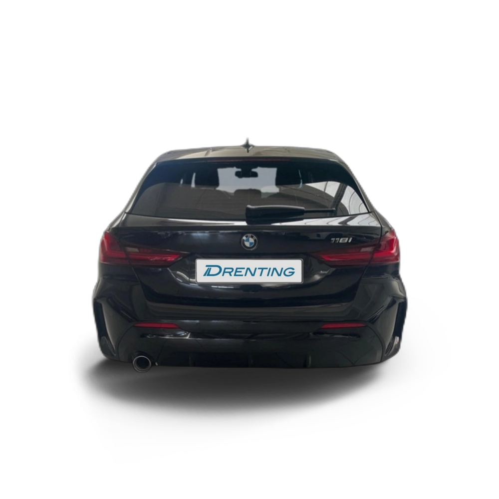 Renting BMW Serie 1 118i 103 kW (140 CV) 7 12