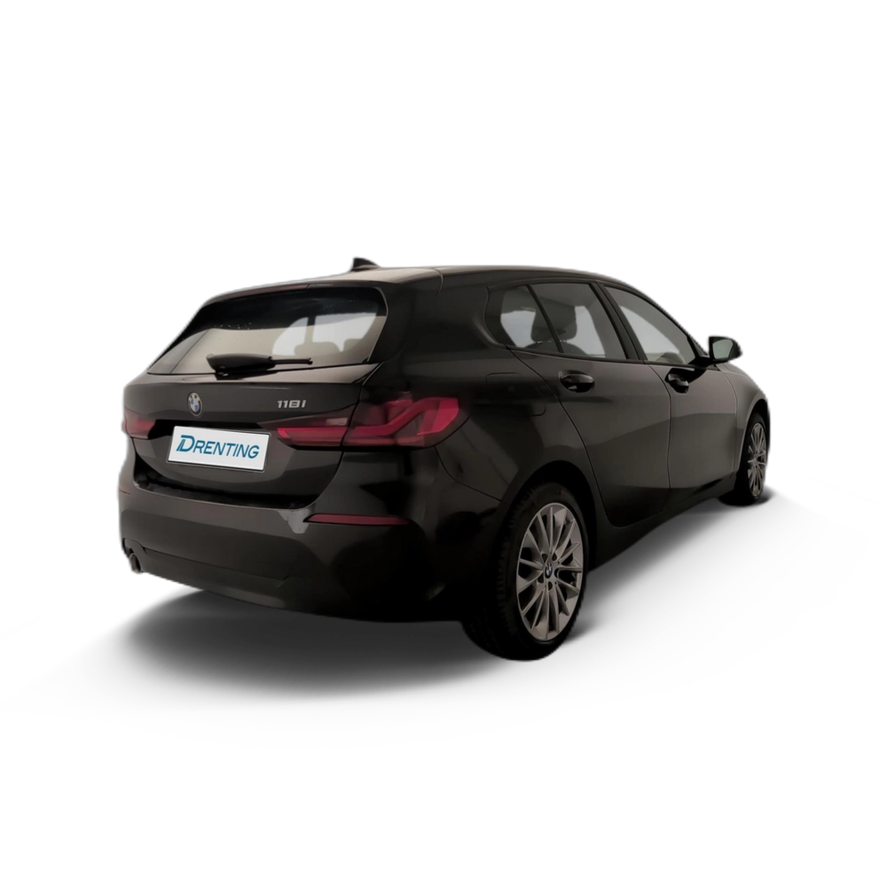 Renting BMW Serie 1 118i 103 kW (140 CV) 7 14