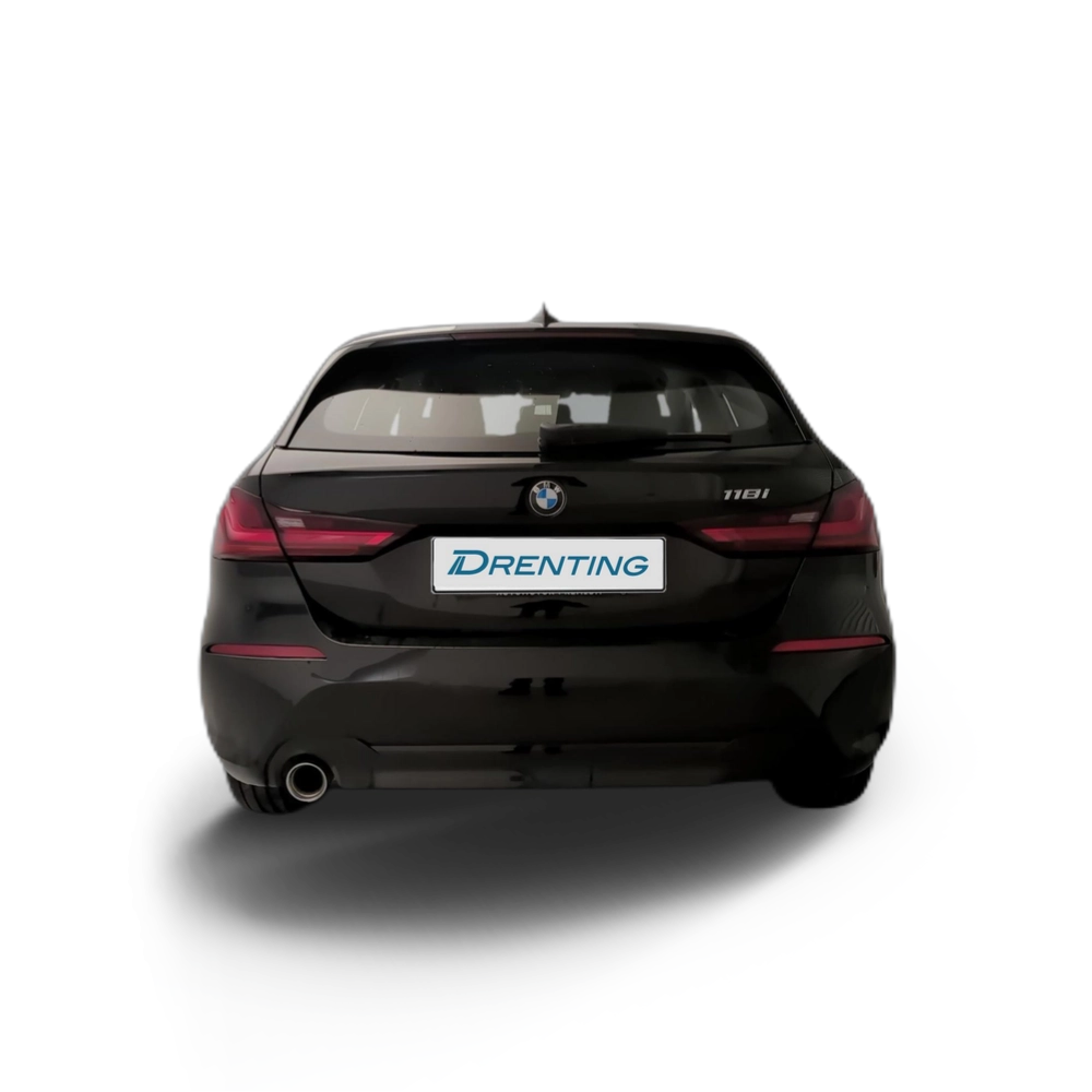 Renting BMW Serie 1 118i 103 kW (140 CV) 7 14