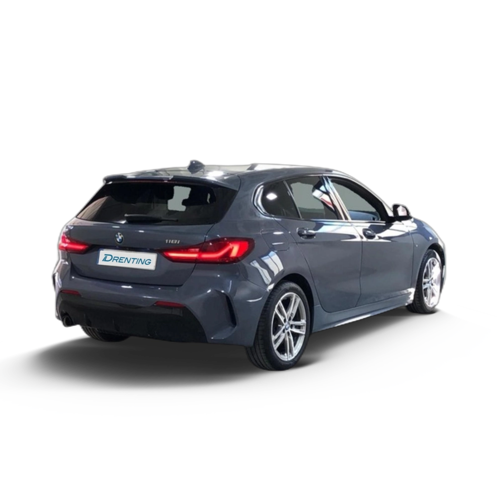 Renting BMW Serie 1 118i 103 kW (140 CV) 8