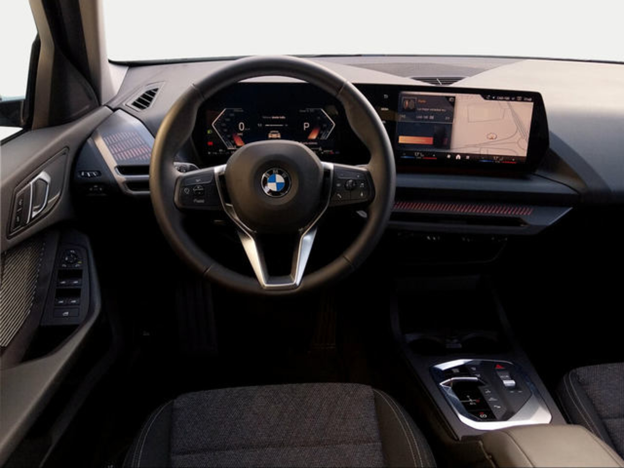 Renting BMW Serie 1 120d 120 kW (163 CV) 12 19