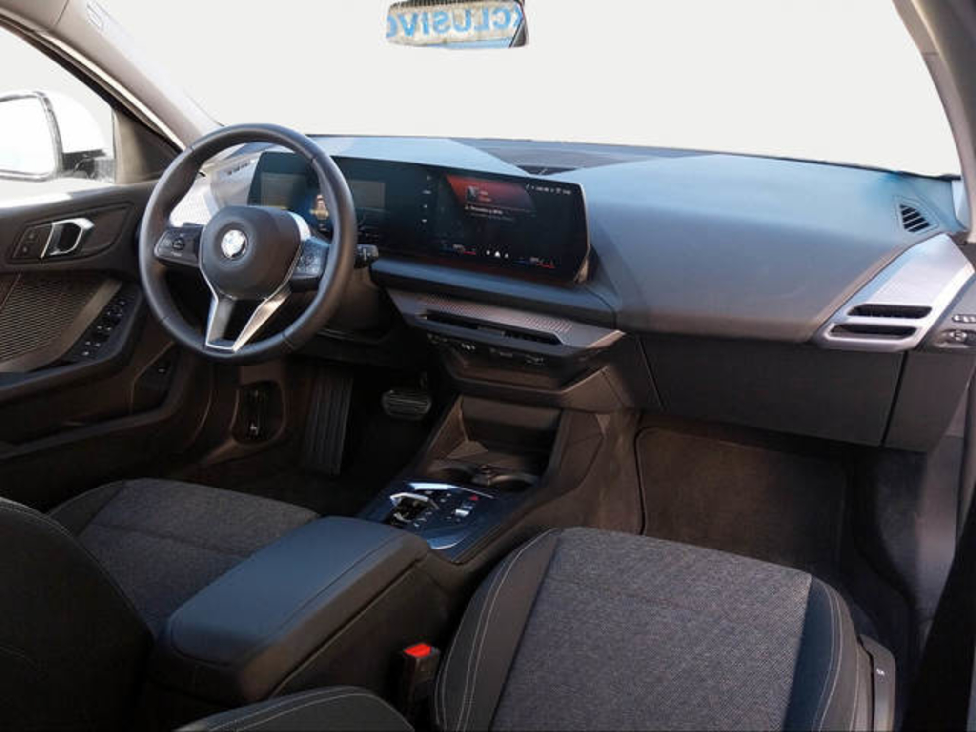 Renting BMW Serie 1 120d 120 kW (163 CV) 12 19