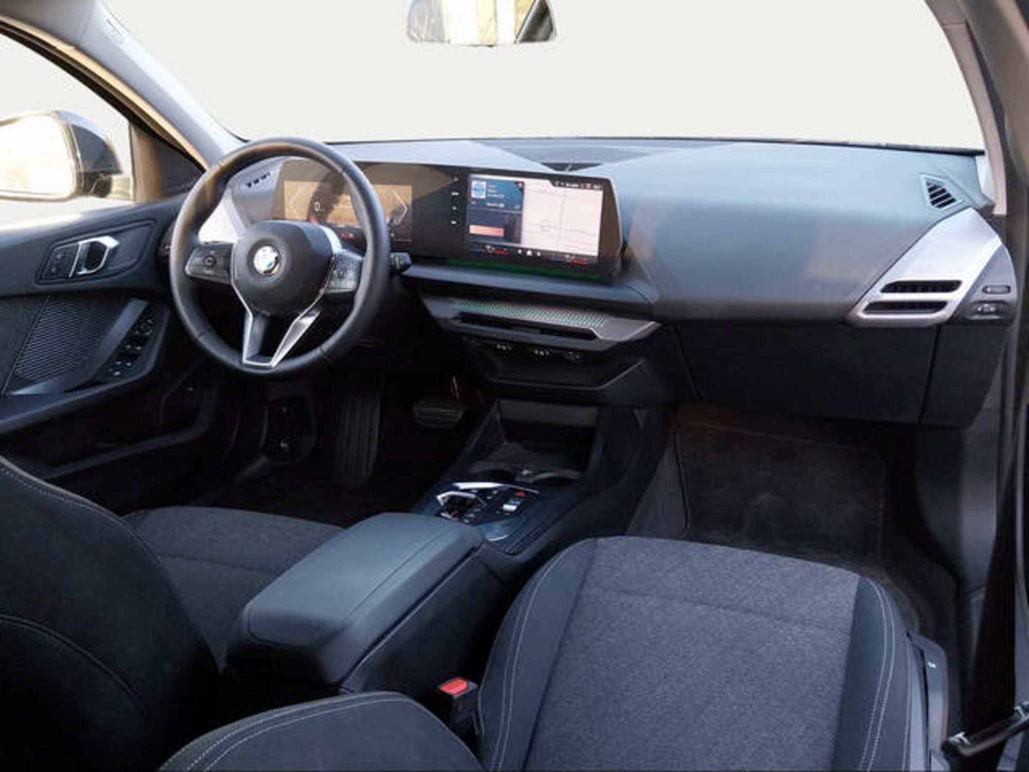 Renting BMW Serie 1 120d 120 kW (163 CV) 12 20