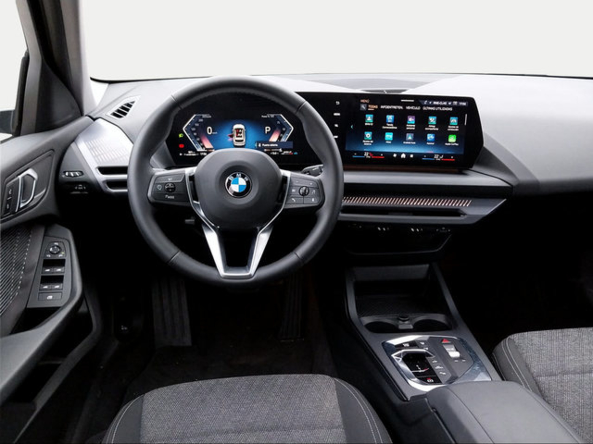 Renting BMW Serie 1 120d 120 kW (163 CV) 12 21