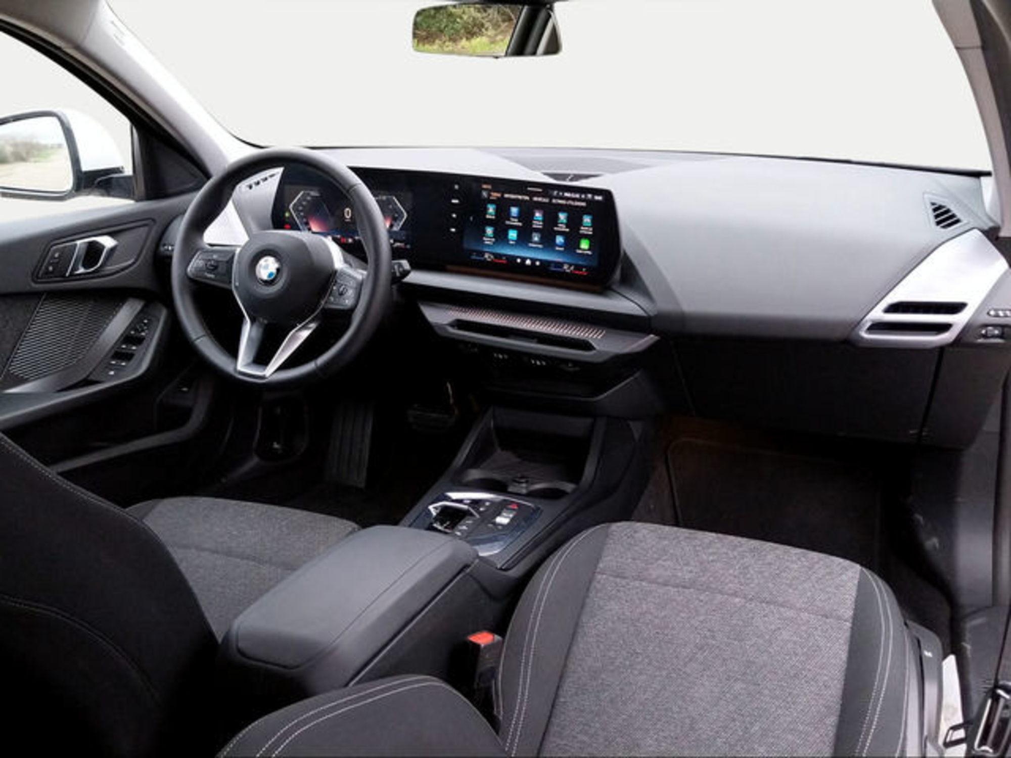 Renting BMW Serie 1 120d 120 kW (163 CV) 12 21