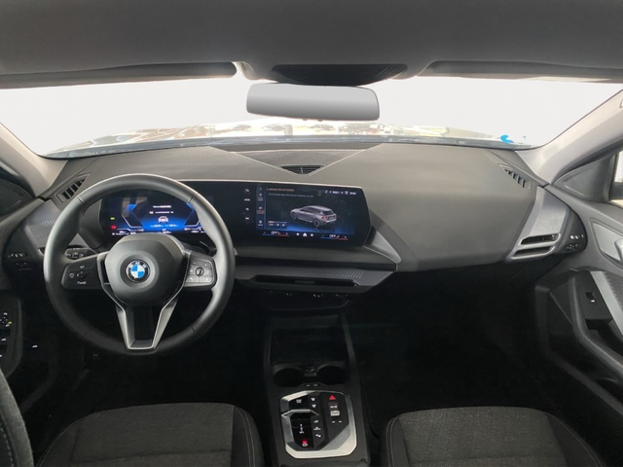 Renting BMW Serie 1 120d 120 kW (163 CV) 12 33