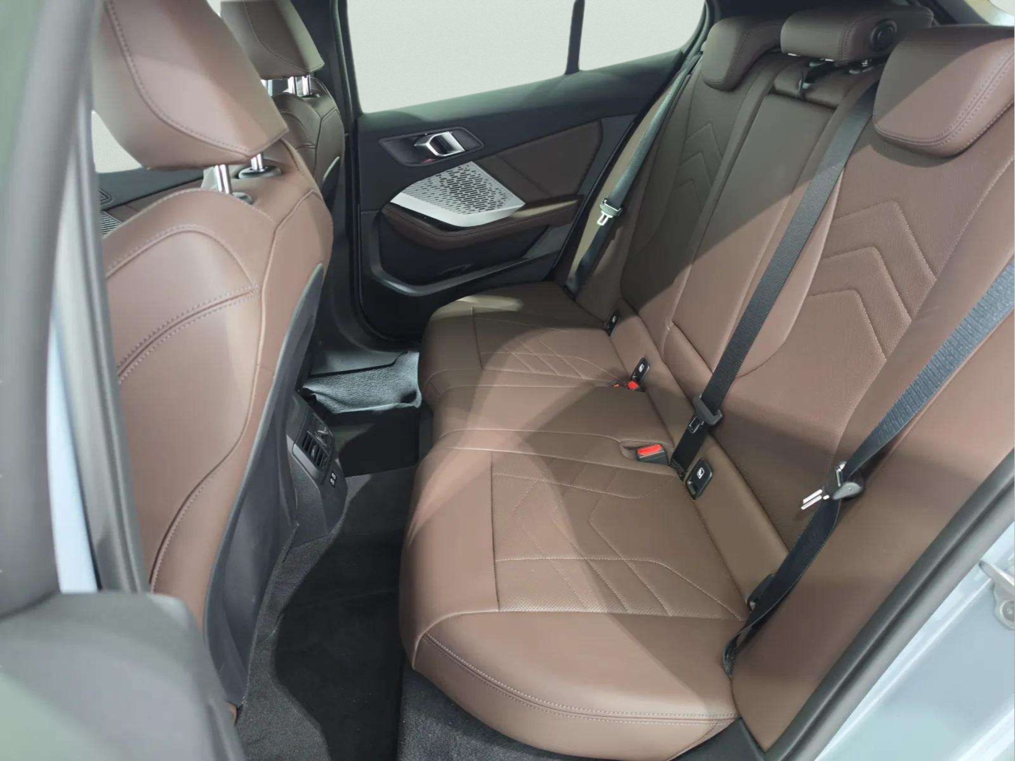 Renting BMW Serie 1 120d 120 kW (163 CV) 18 1