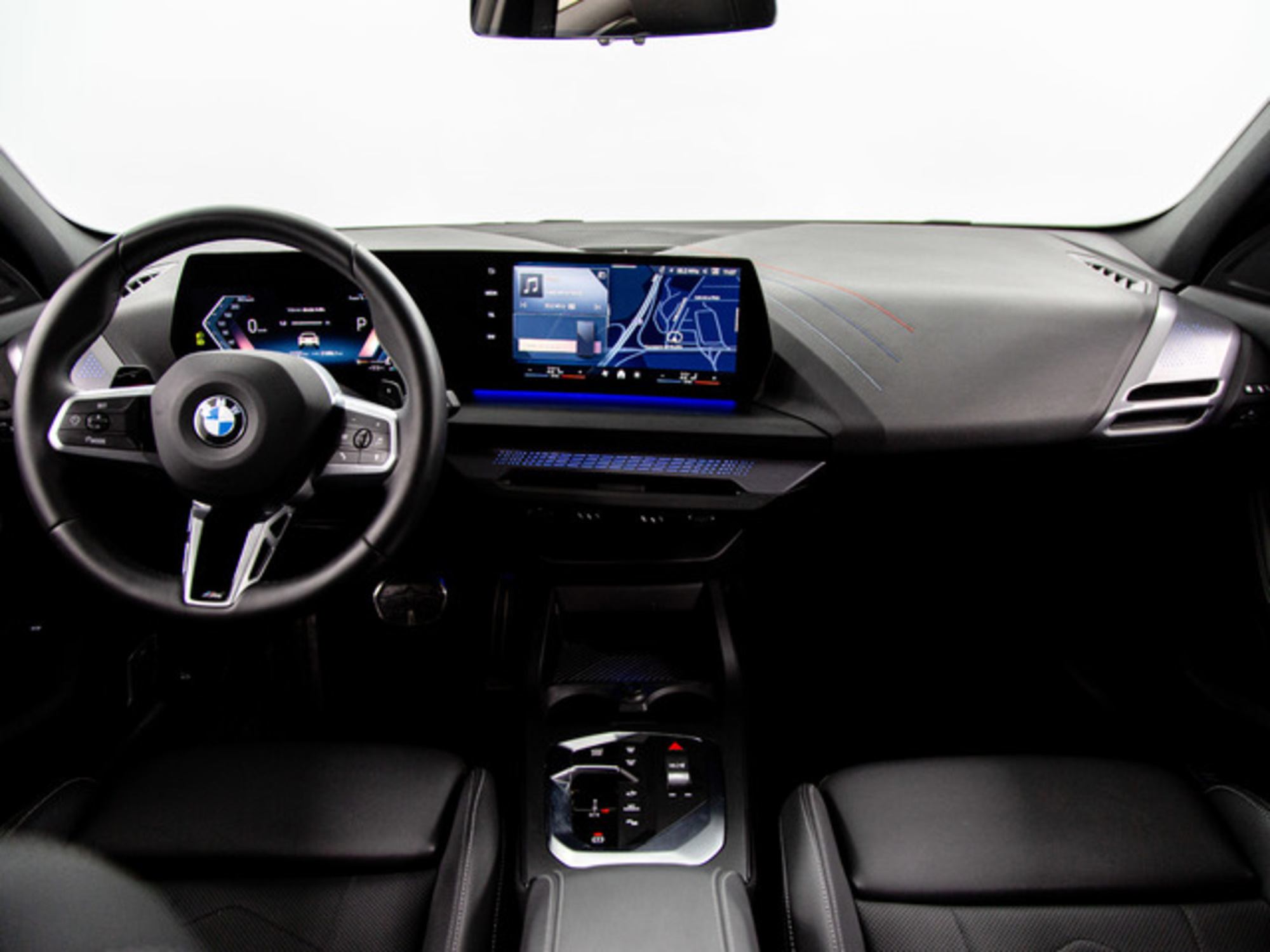 Renting BMW Serie 1 120d 120 kW (163 CV) 18 5