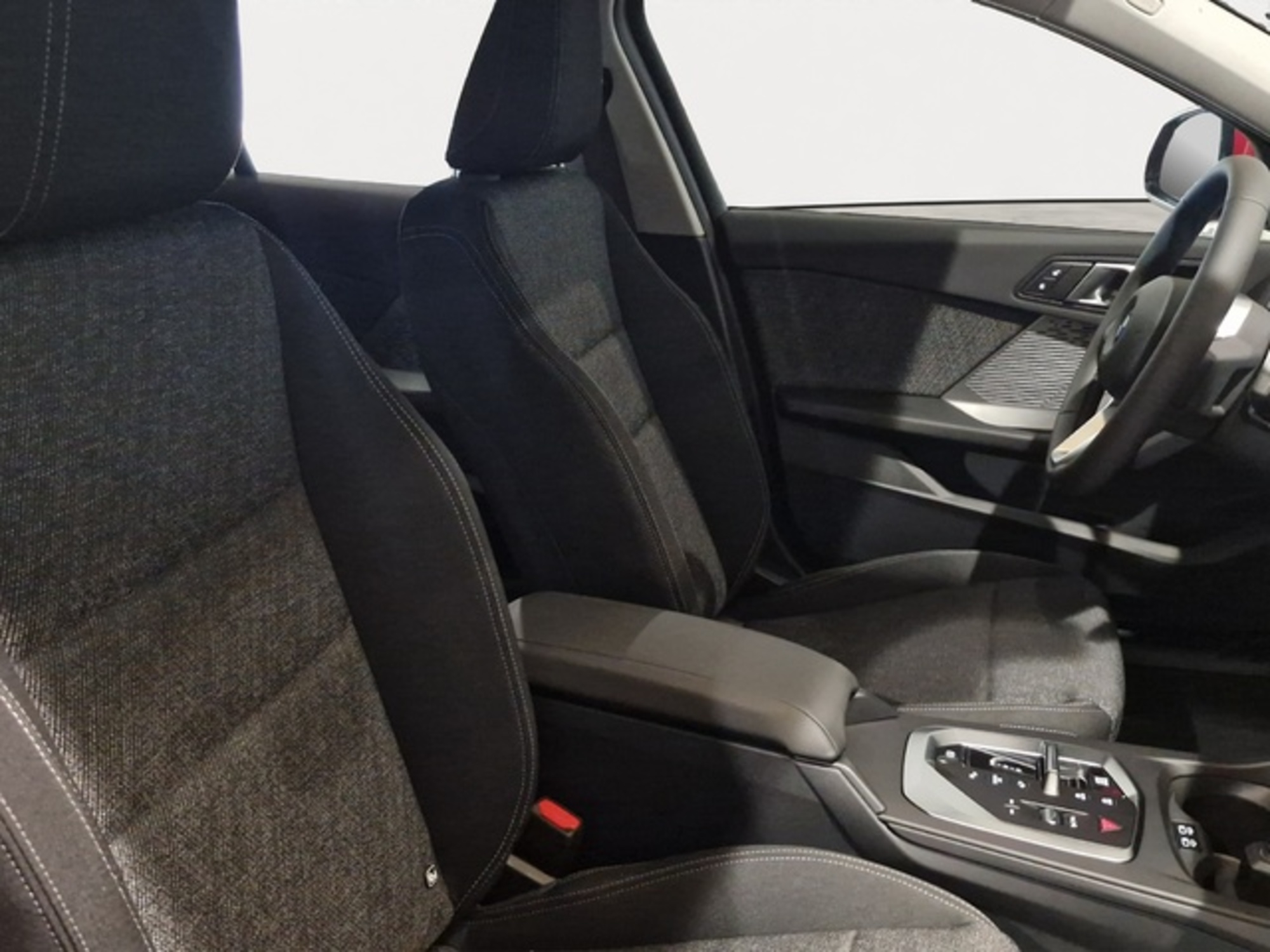 Renting BMW Serie 1 120i 125 kW (170 CV) 1