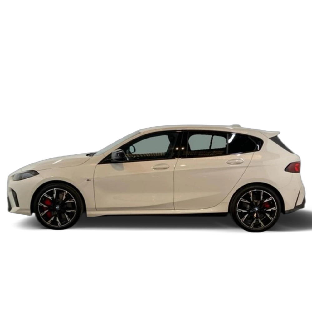 Renting BMW Serie 1 M135i xDrive 221 kW (300 CV) 5