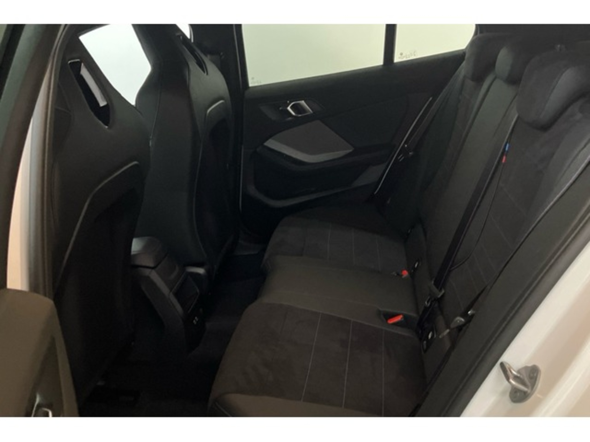 Renting BMW Serie 1 M135i xDrive 221 kW (300 CV) 5