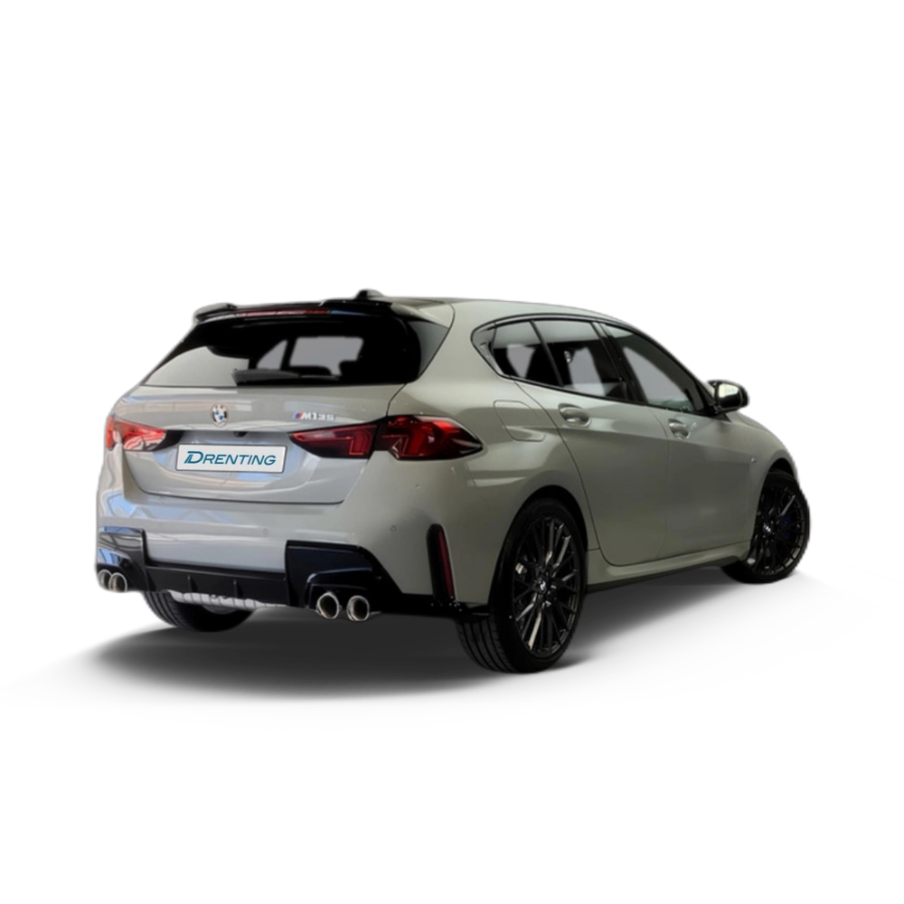 Renting BMW Serie 1 M135i xDrive 221 kW (300 CV) 6 1