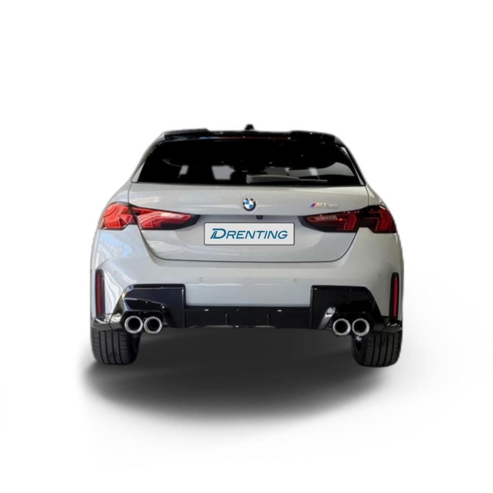 Renting BMW Serie 1 M135i xDrive 221 kW (300 CV) 6 1