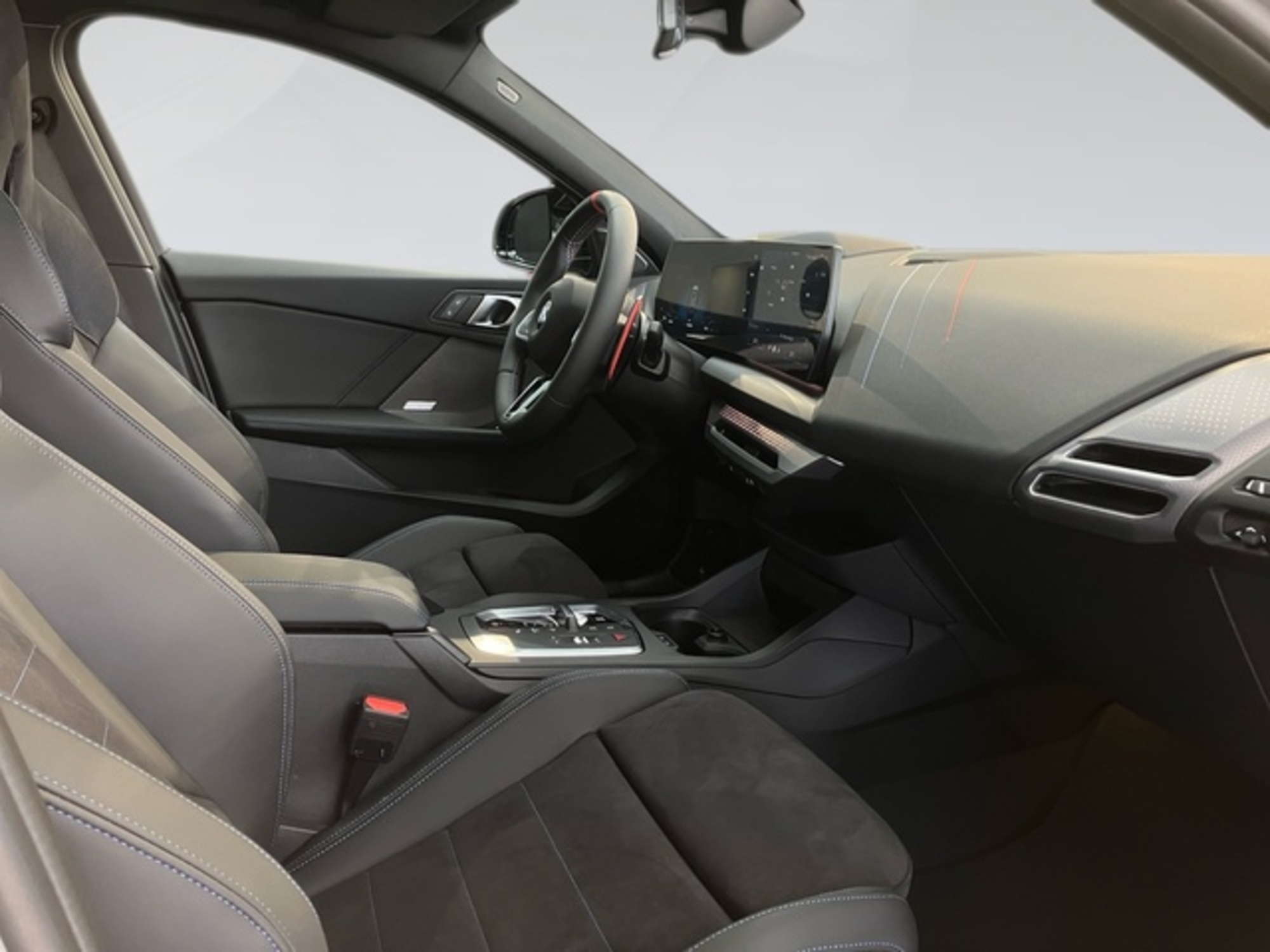 Renting BMW Serie 1 M135i xDrive 221 kW (300 CV) 6 1