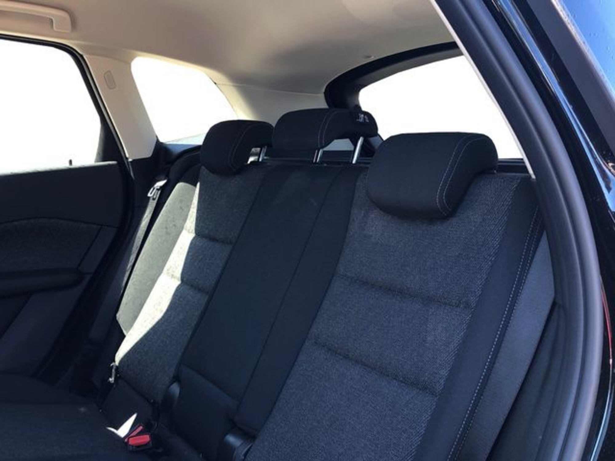 Renting BMW Serie 2 218d Active Tourer 110 kW (150 CV) 10 6