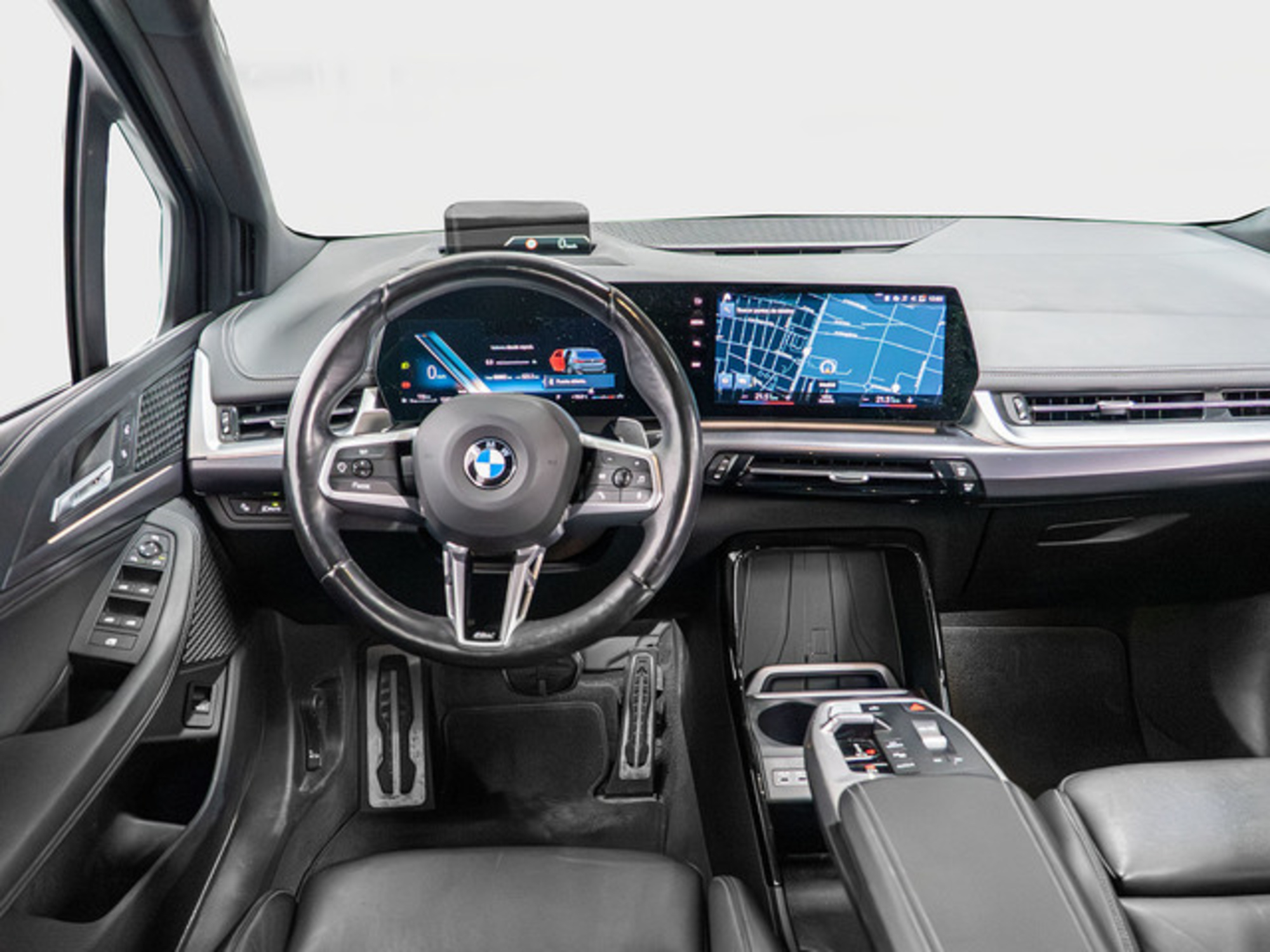Renting BMW Serie 2 218d Active Tourer 110 kW (150 CV) 10 7