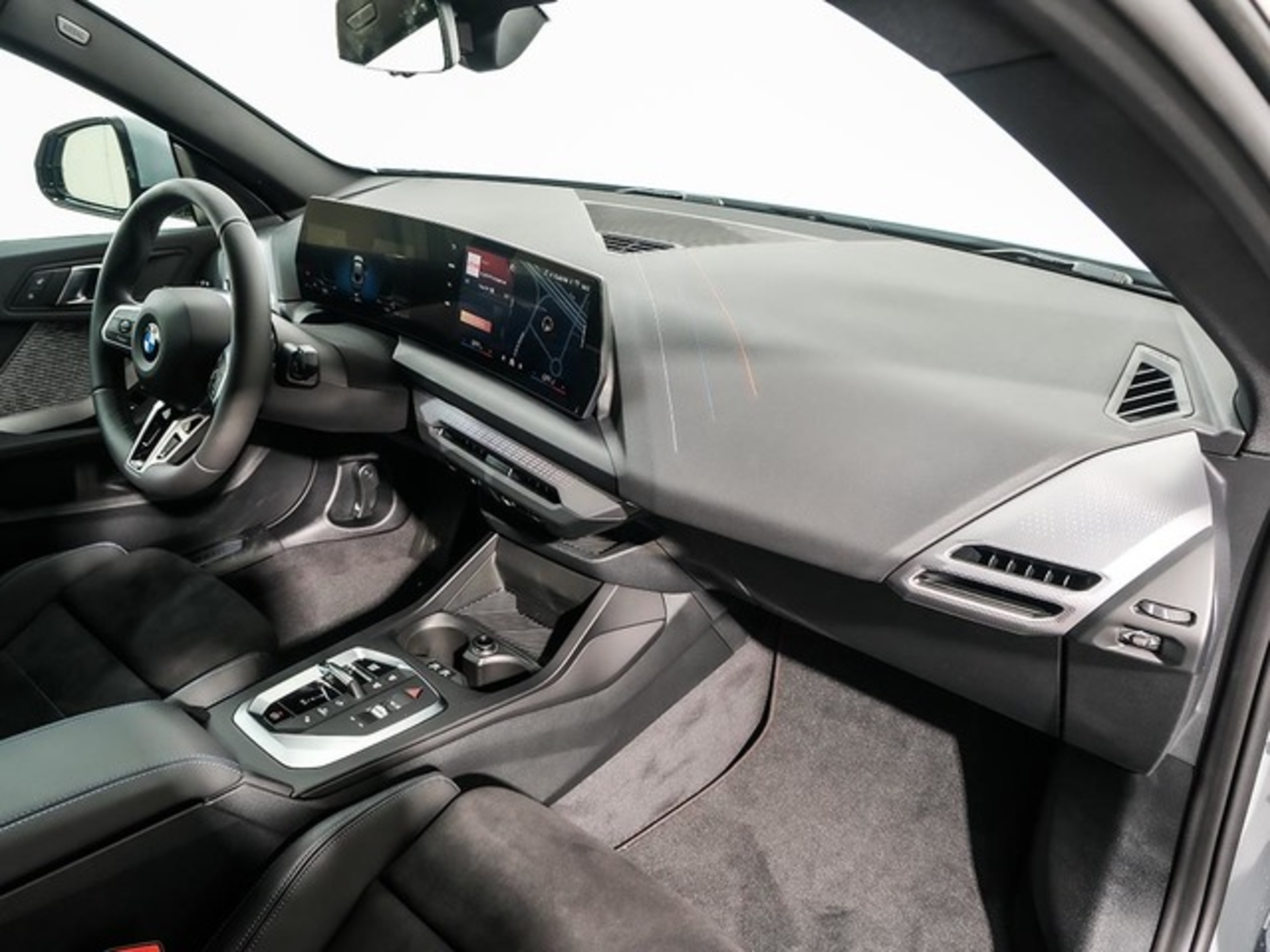 Renting BMW Serie 2 218d Gran Coupe 110 kW (150 CV) 10