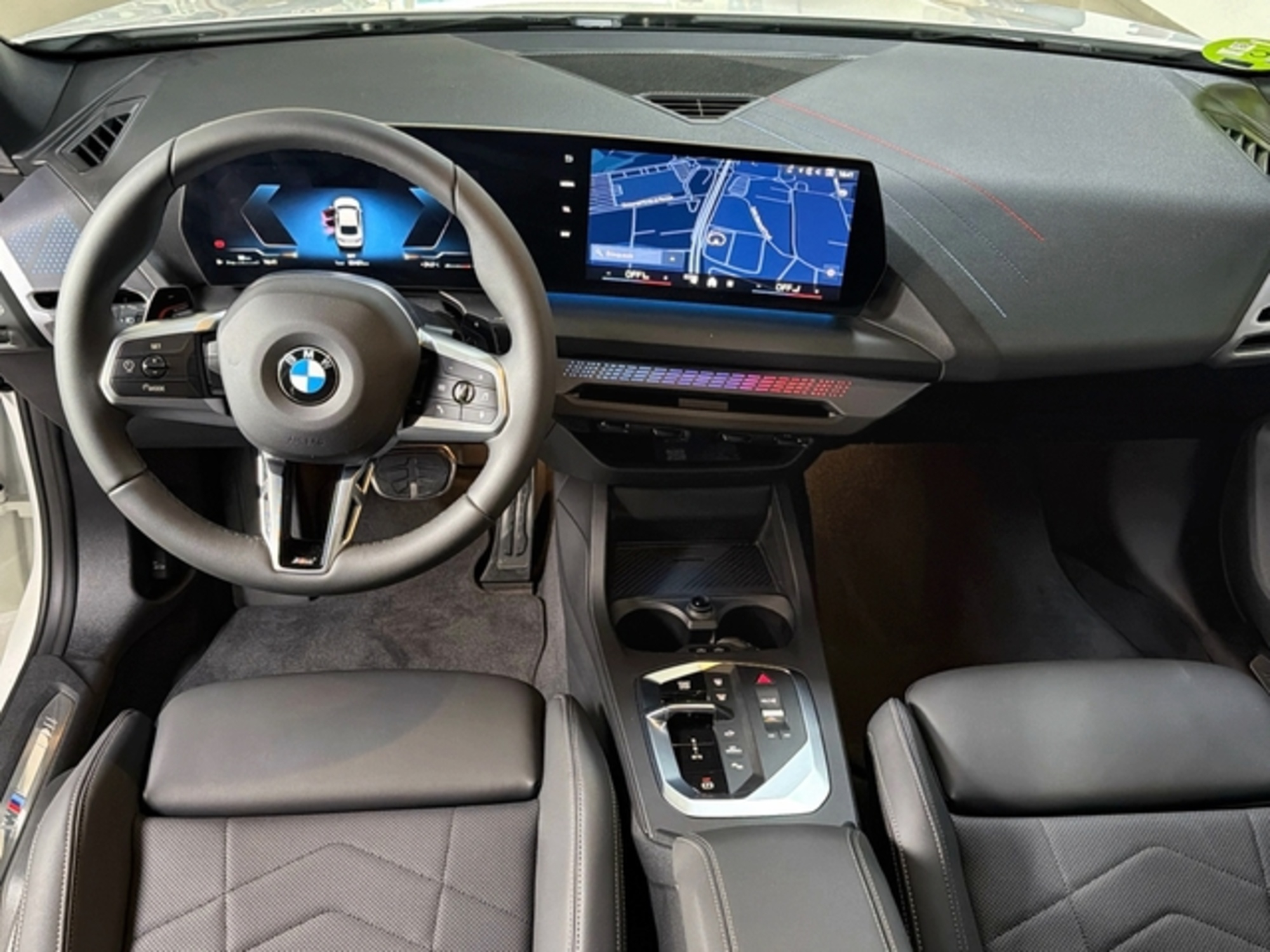 Renting BMW Serie 2 218d Gran Coupe 110 kW (150 CV) 13