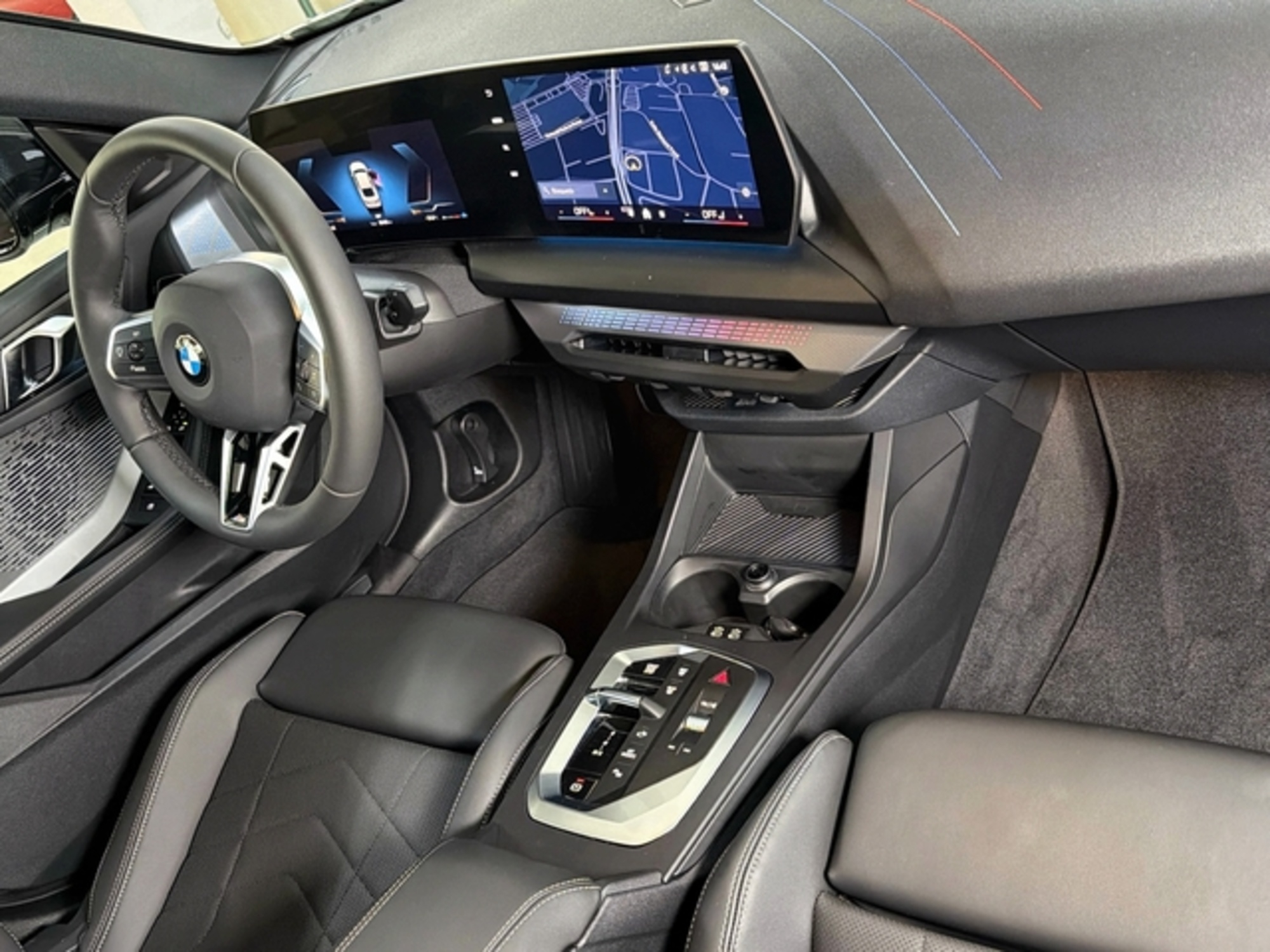 Renting BMW Serie 2 218d Gran Coupe 110 kW (150 CV) 13