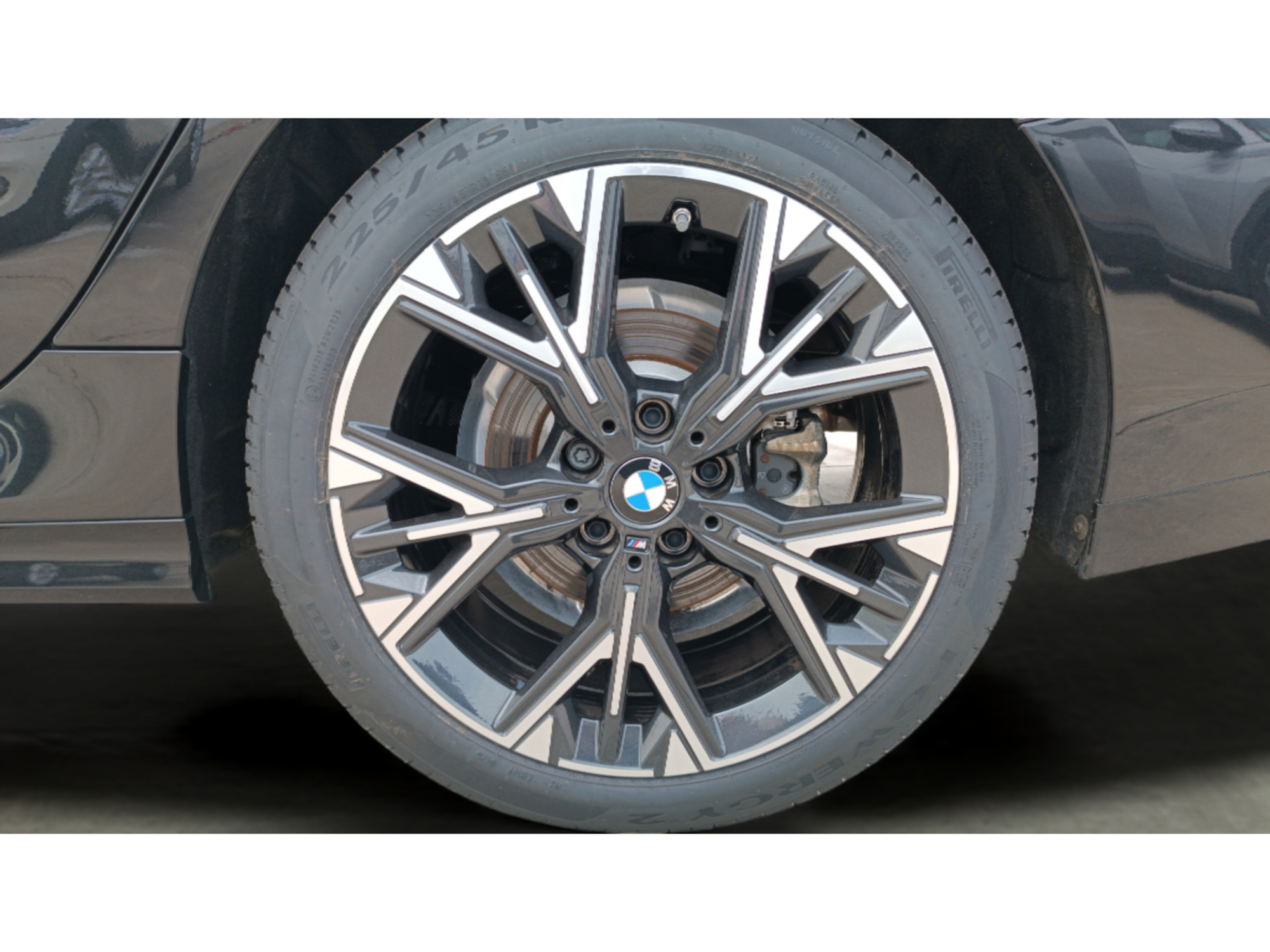 Renting BMW Serie 2 218d Gran Coupe 110 kW (150 CV) 8