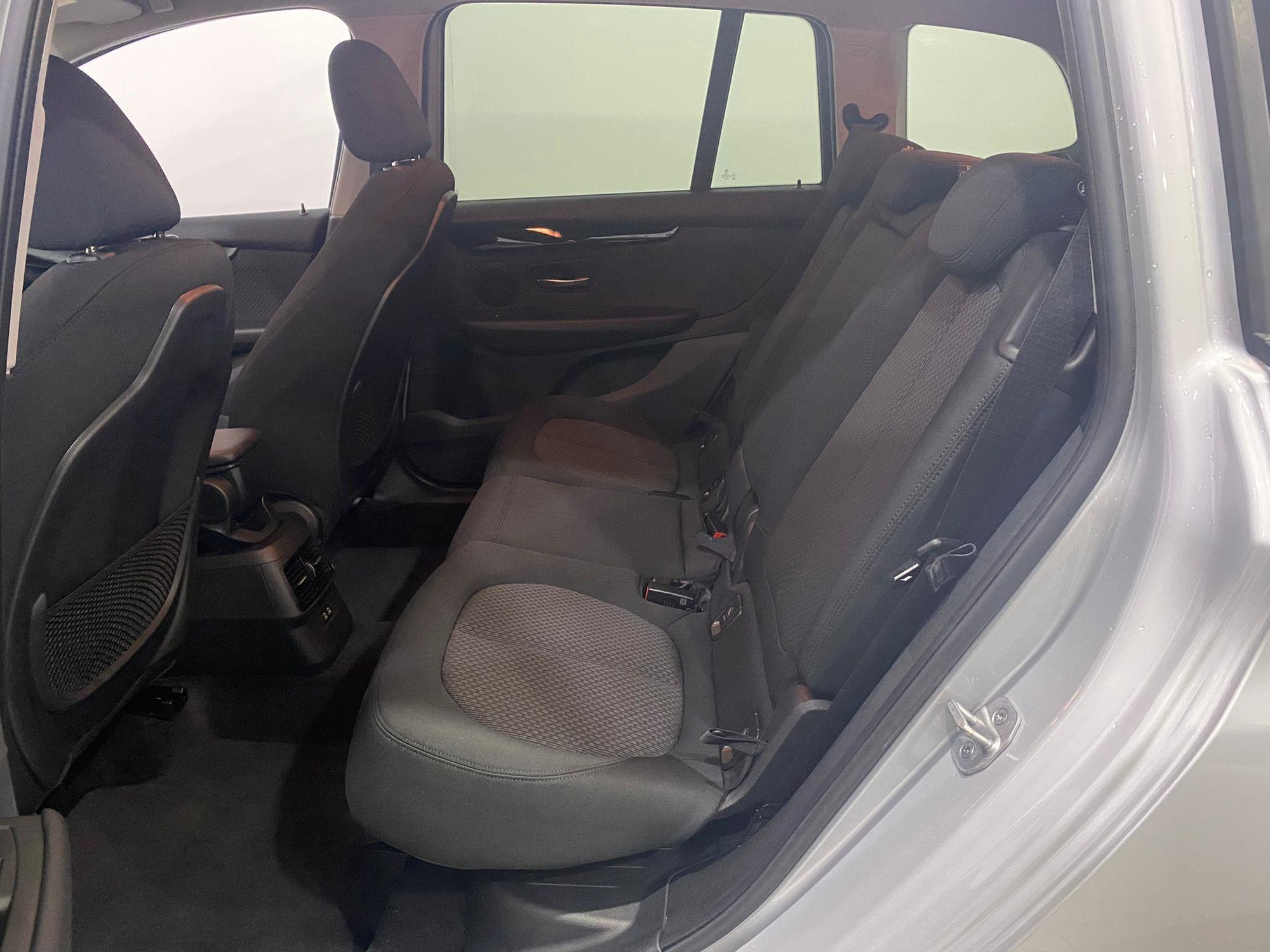 Renting BMW Serie 2 218d Gran Tourer 110 kW (150 CV) 2