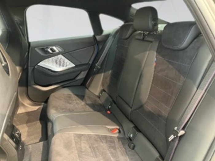 Renting BMW Serie 2 220d Gran Coupe 120 kW (163 CV) 9