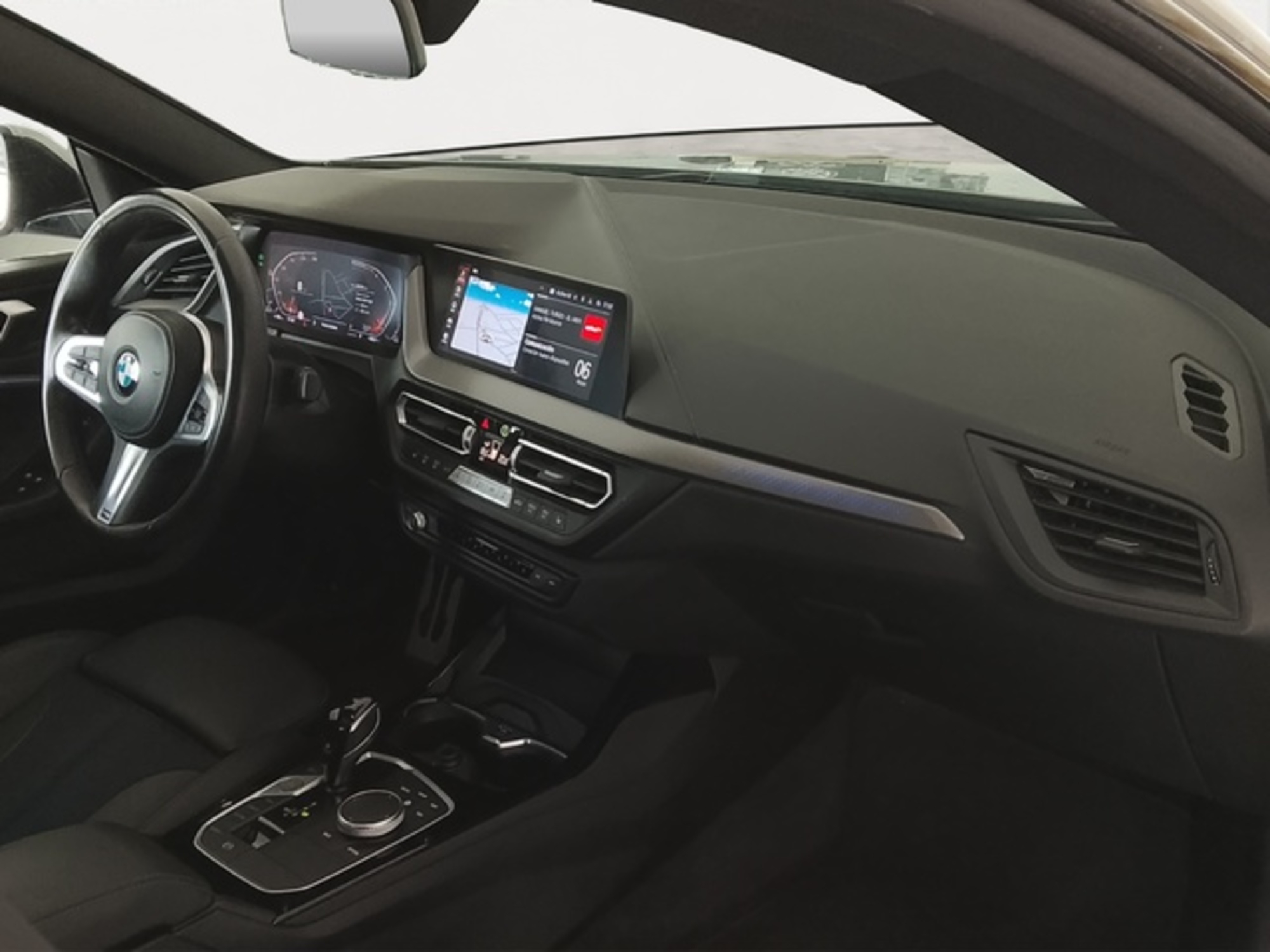 Renting BMW Serie 2 220d Gran Coupe 140 kW (190 CV) 1