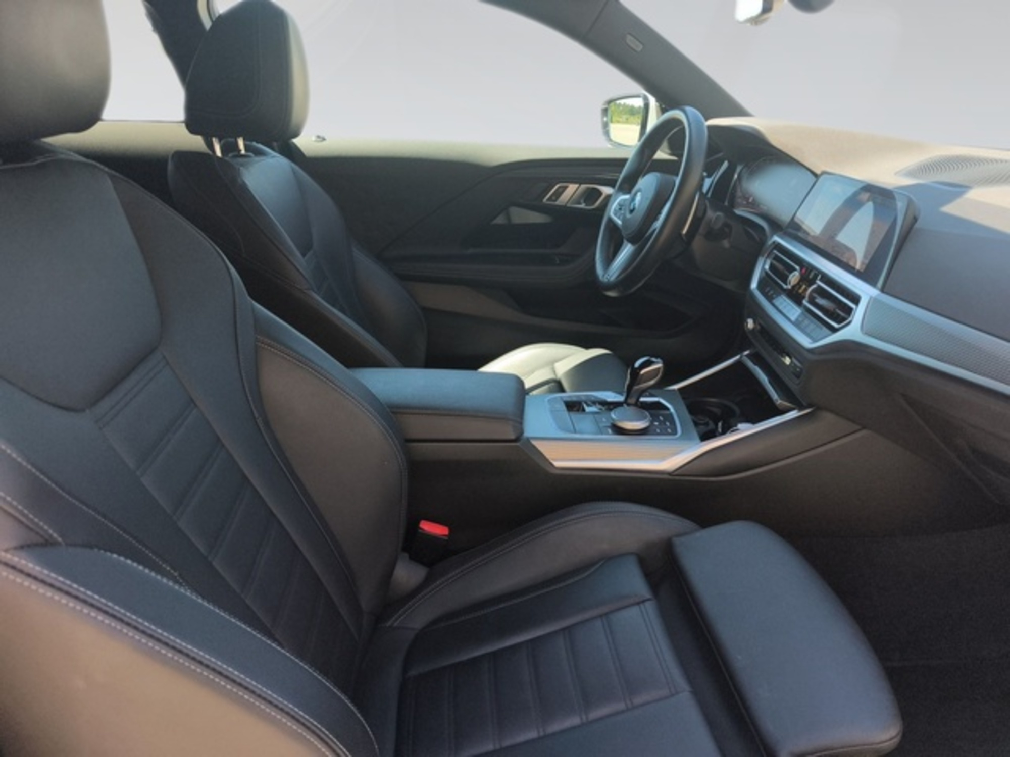 Renting BMW Serie 2 220i Coupe 135 kW (184 CV)