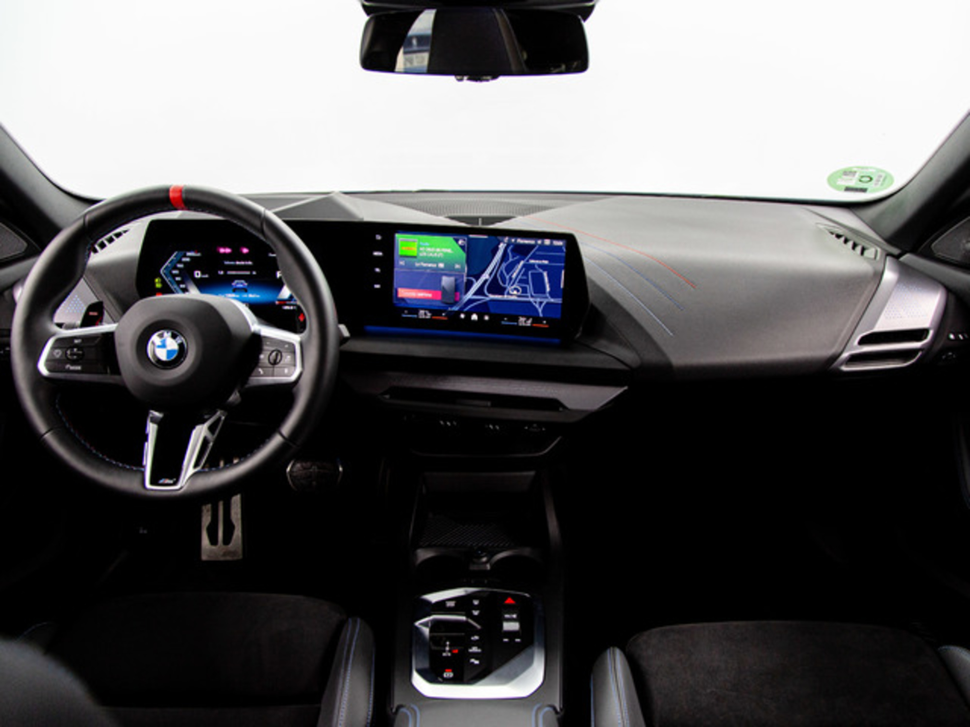 Renting BMW Serie 2 M235i xDrive Gran Coupe 221 kW (300 CV) 1