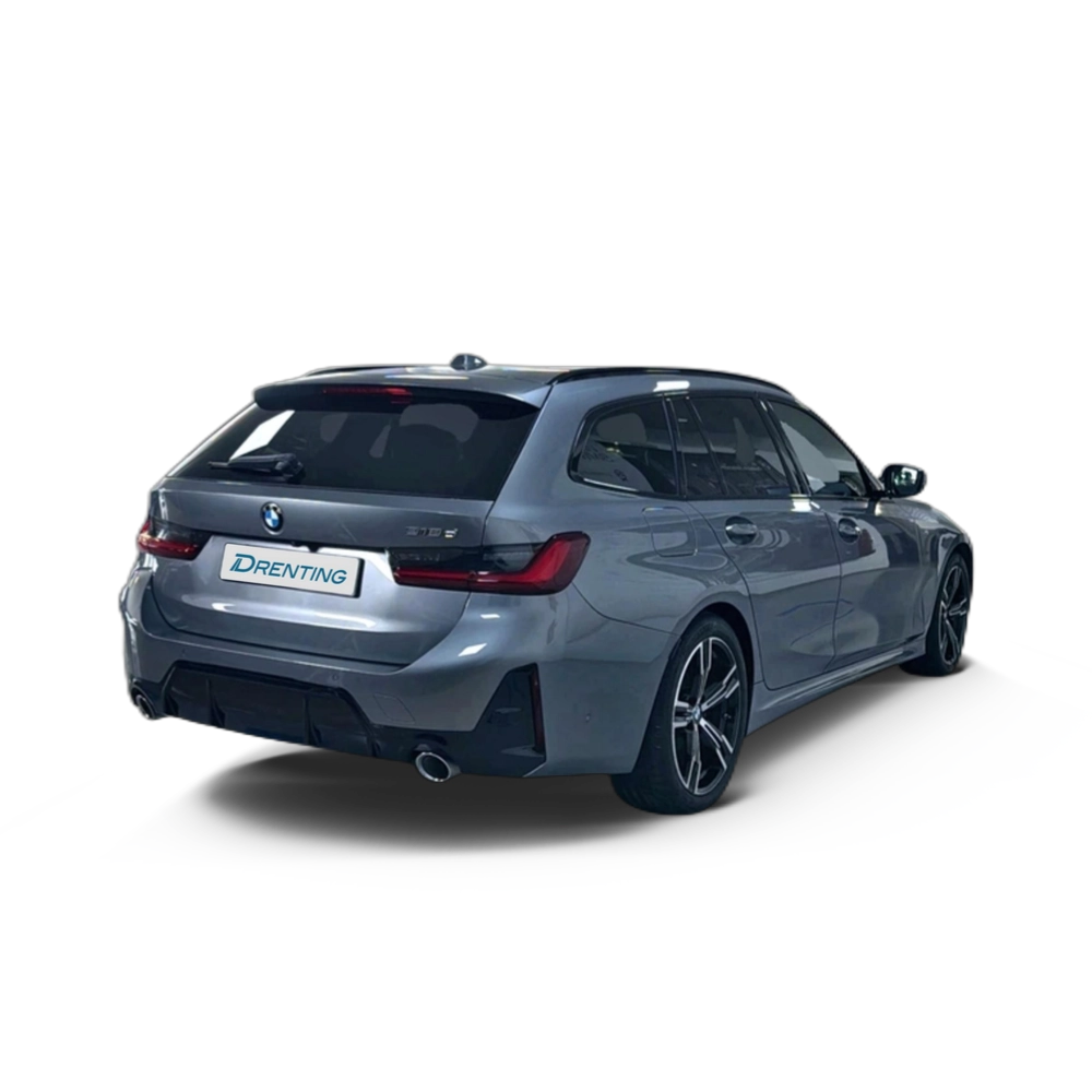 Renting BMW Serie 3 318d Touring 110 kW (150 CV) 6 4
