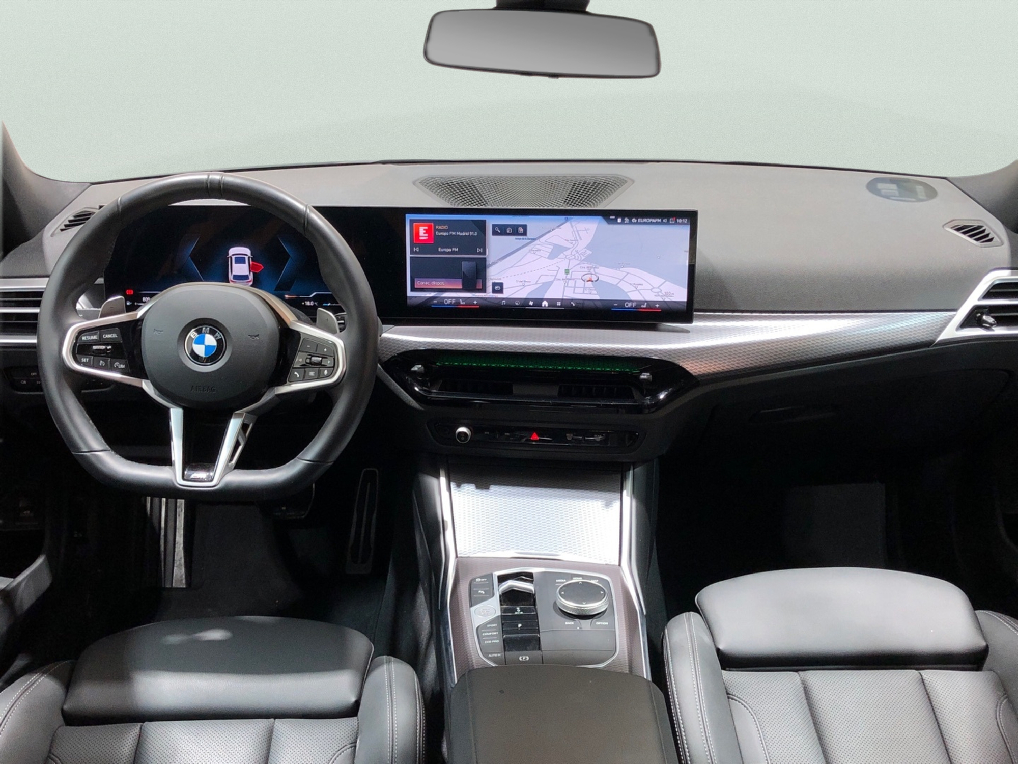 Renting BMW Serie 3 318d Touring 110 kW (150 CV) 8 2