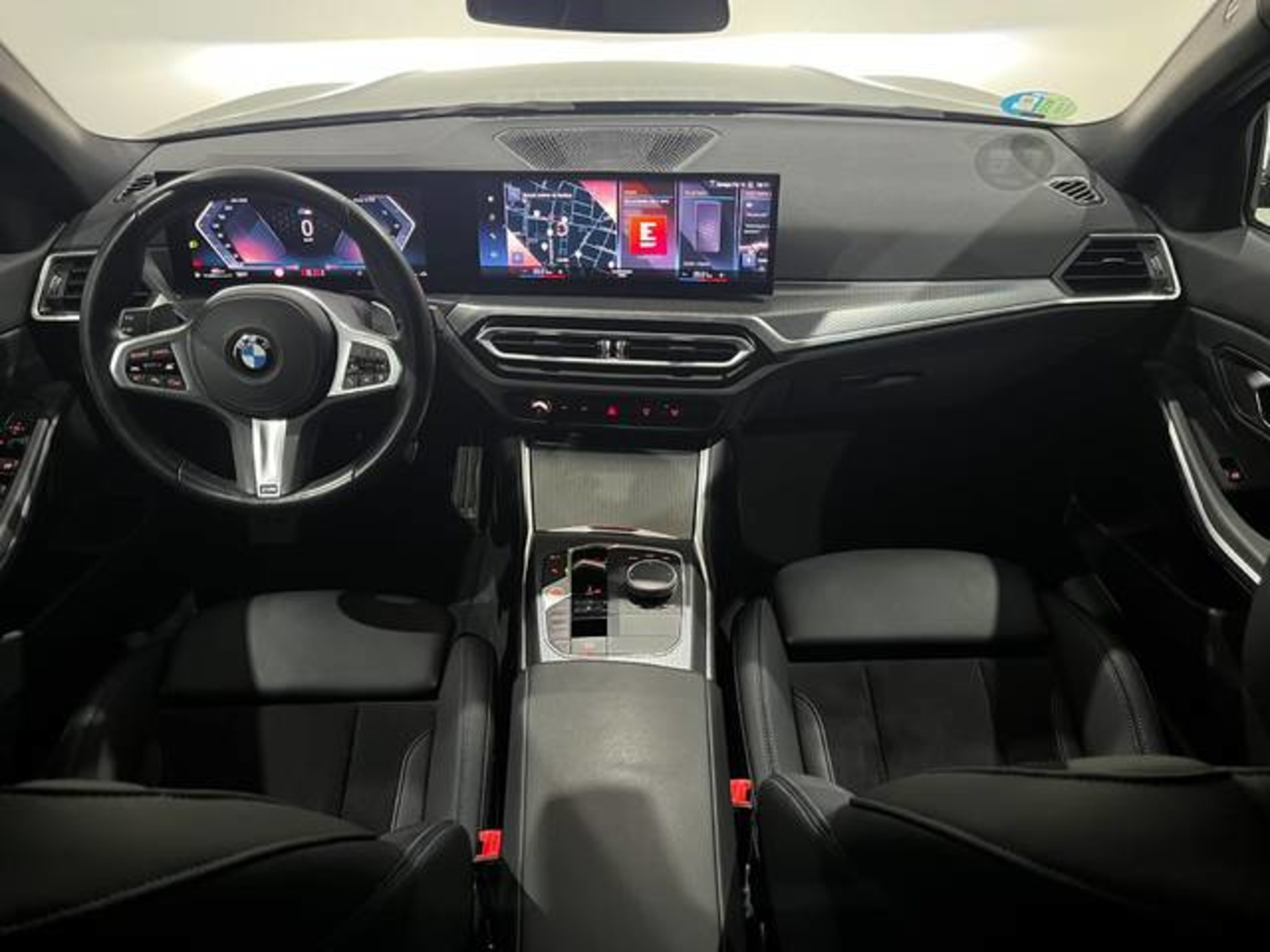 Renting BMW Serie 3 320d 140 kW (190 CV) 1