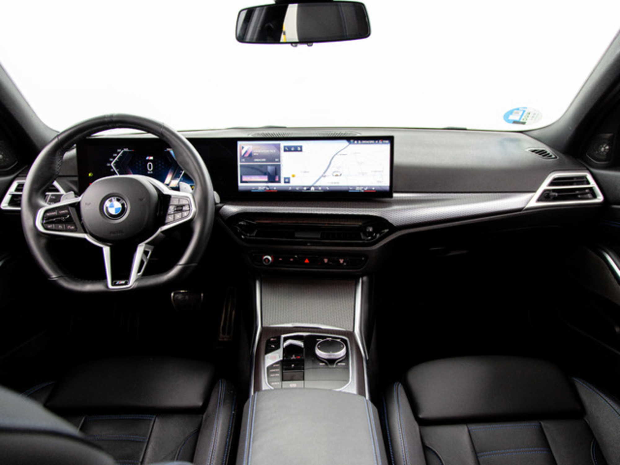 Renting BMW Serie 3 320d 140 kW (190 CV) 5 3