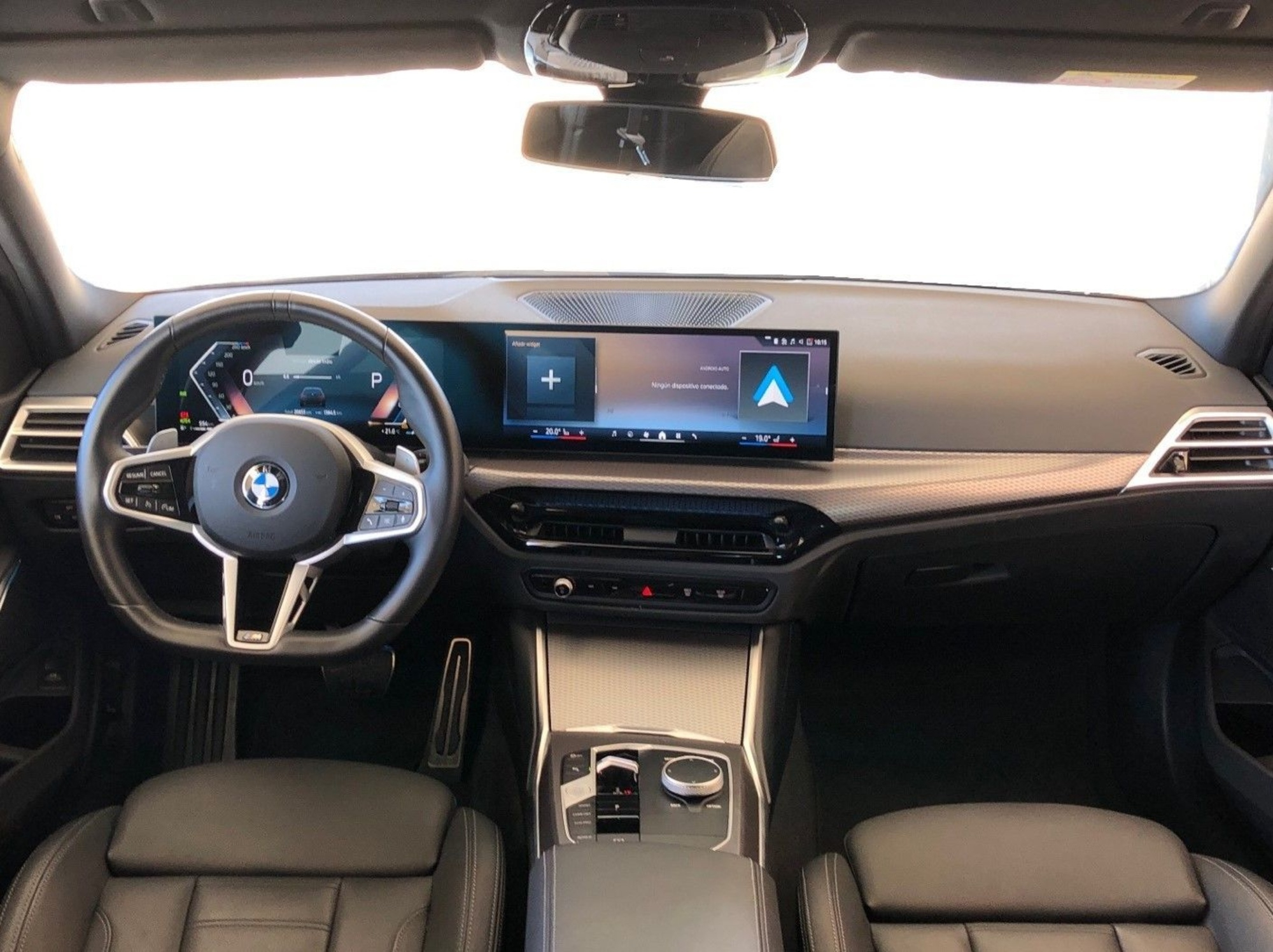 Renting BMW Serie 3 320d Touring 140 kW (190 CV) 1 7