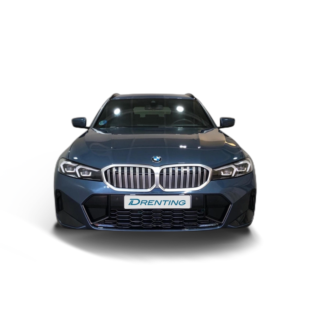 Renting BMW Serie 3 320d Touring 140 kW (190 CV) 2 3