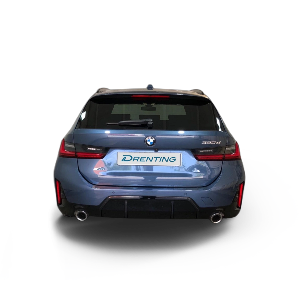Renting BMW Serie 3 320d Touring 140 kW (190 CV) 2 3