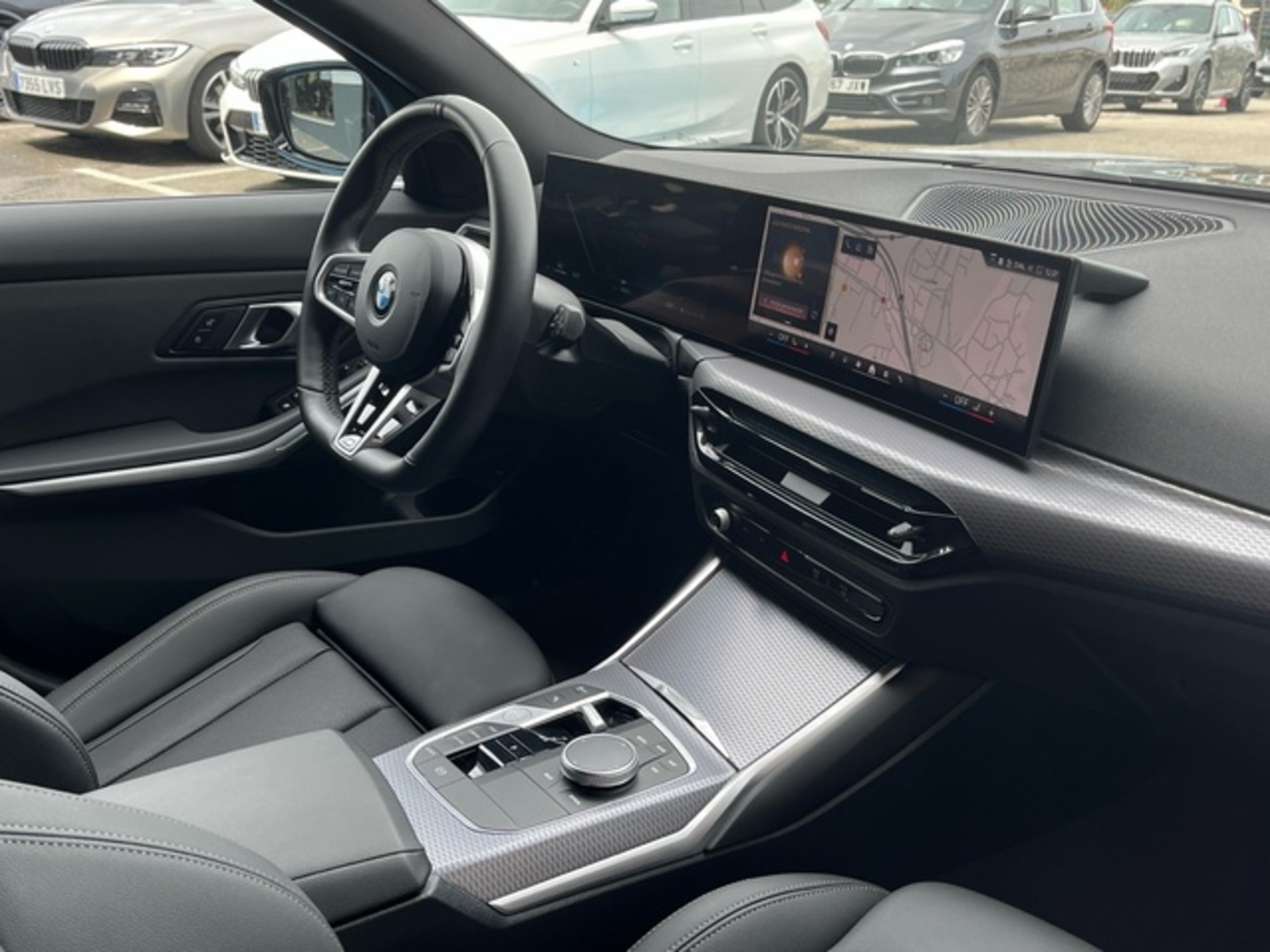 Renting BMW Serie 3 320d xDrive Touring 140 kW (190 CV) 2