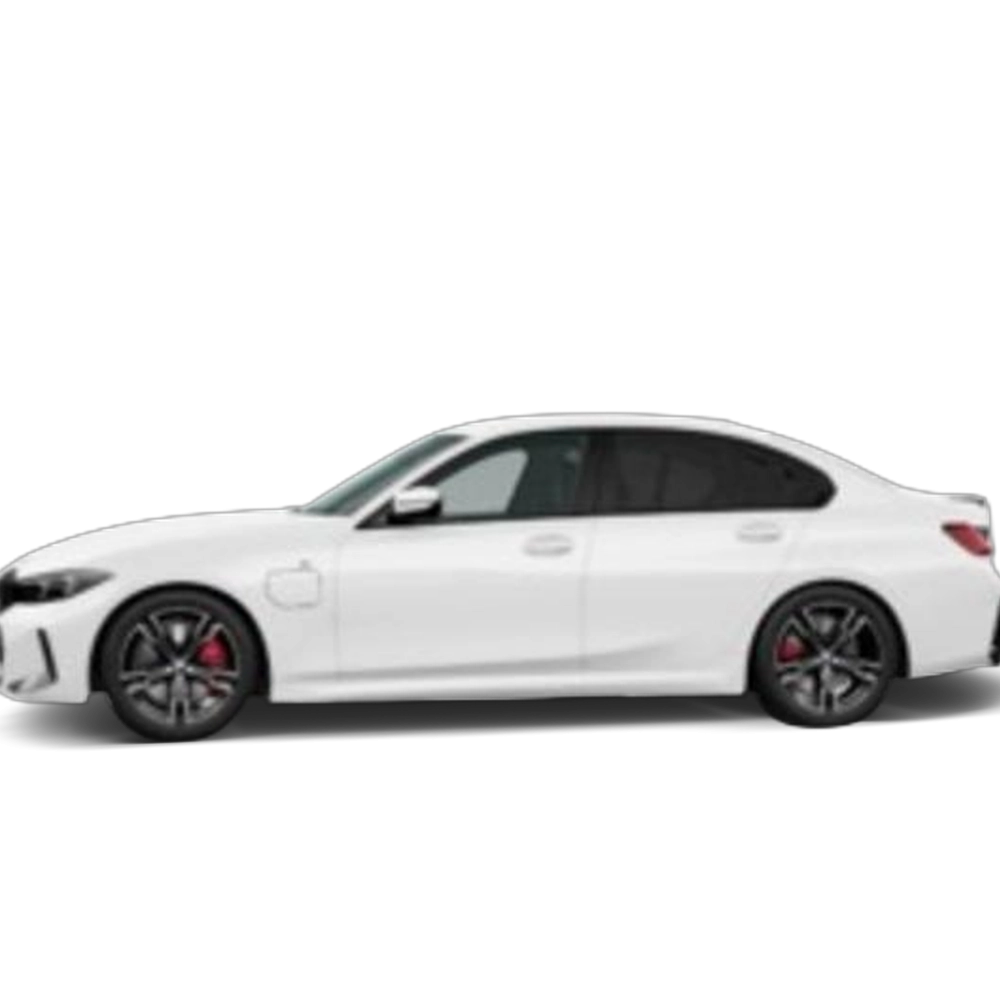 Renting BMW Serie 3 330e 215 kW (292 CV) 1