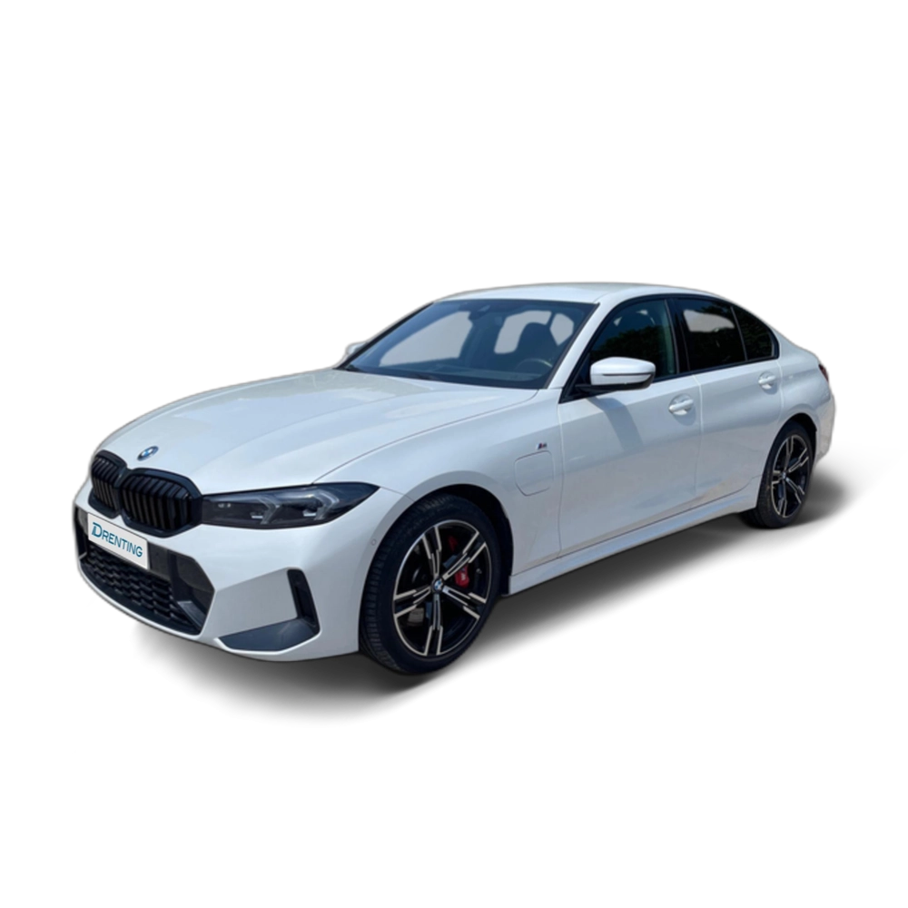 Renting BMW Serie 3 330e 215 kW (292 CV) 2 5
