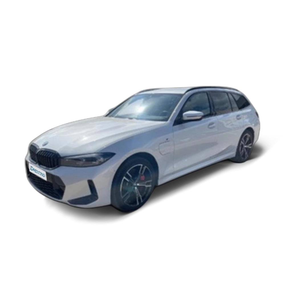 Renting BMW Serie 3 330e xDrive Touring 215 kW (292 CV) 2 5