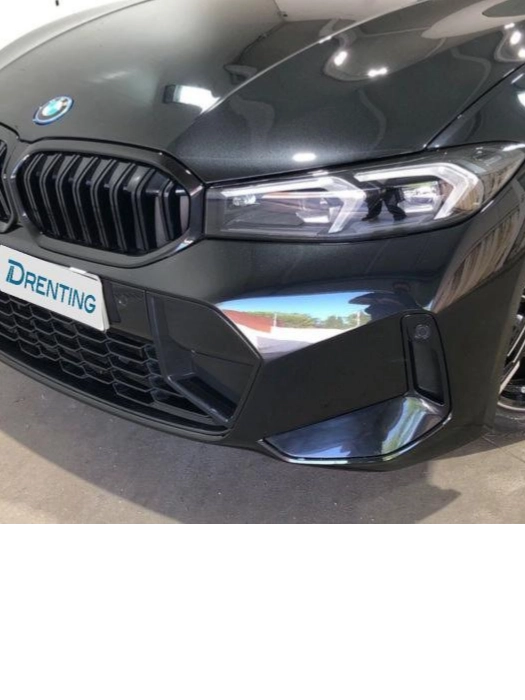 Renting BMW Serie 3 330e xDrive Touring 215 kW (292 CV) 2 9