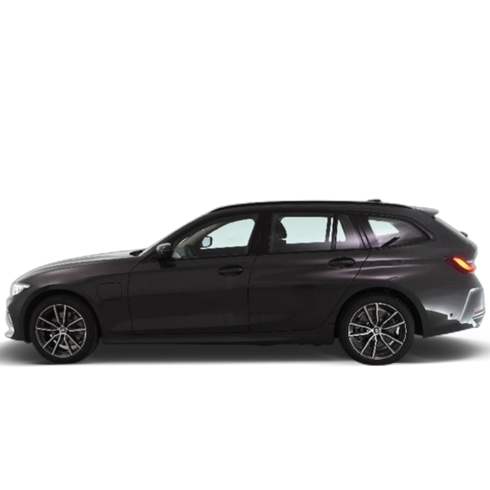 Renting BMW Serie 3 330e xDrive Touring 215 kW (292 CV) 2 10